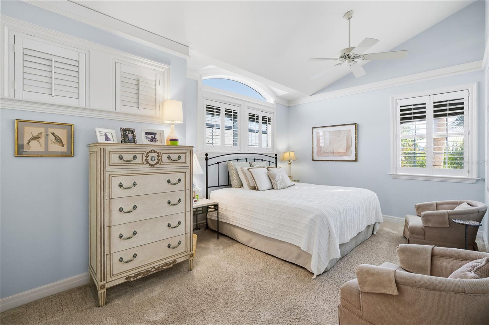 Image 37 of 62 For 162 Blackwall Court