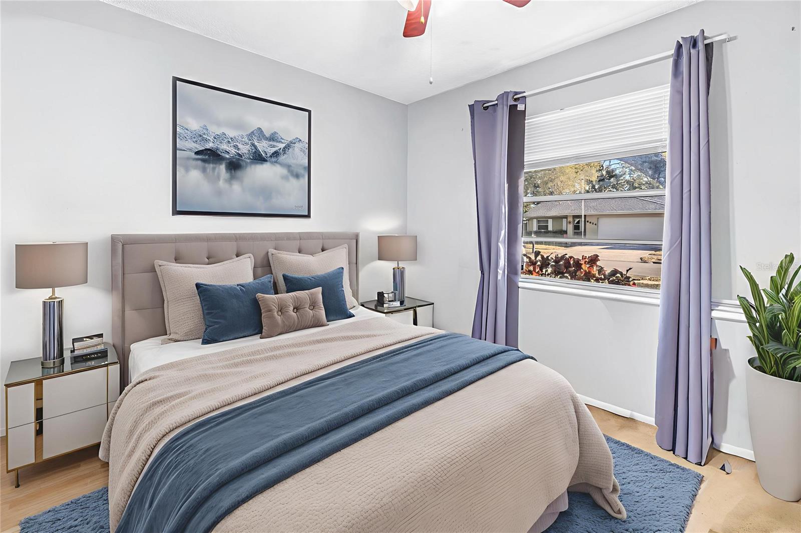 Image 9 of 23 For 6825 Circlecreek Drive