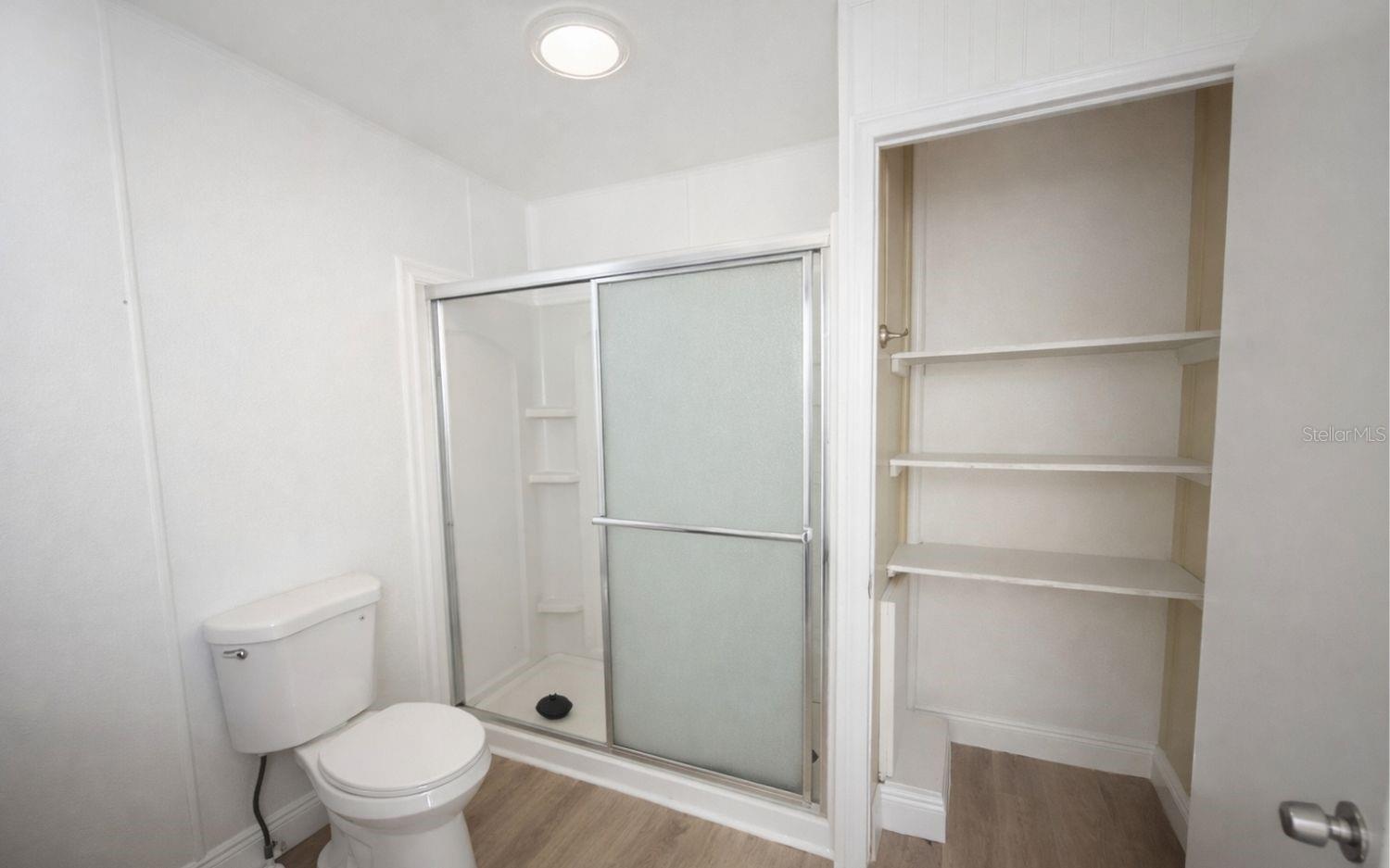 Image 13 of 33 For 1919 Pleasure Drive