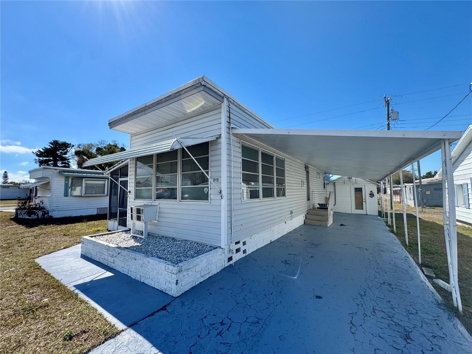 Image 22 of 33 For 1919 Pleasure Drive