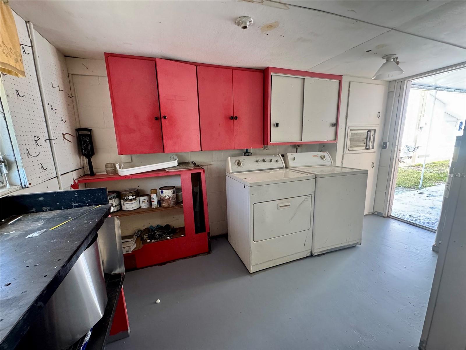 Image 23 of 33 For 1919 Pleasure Drive