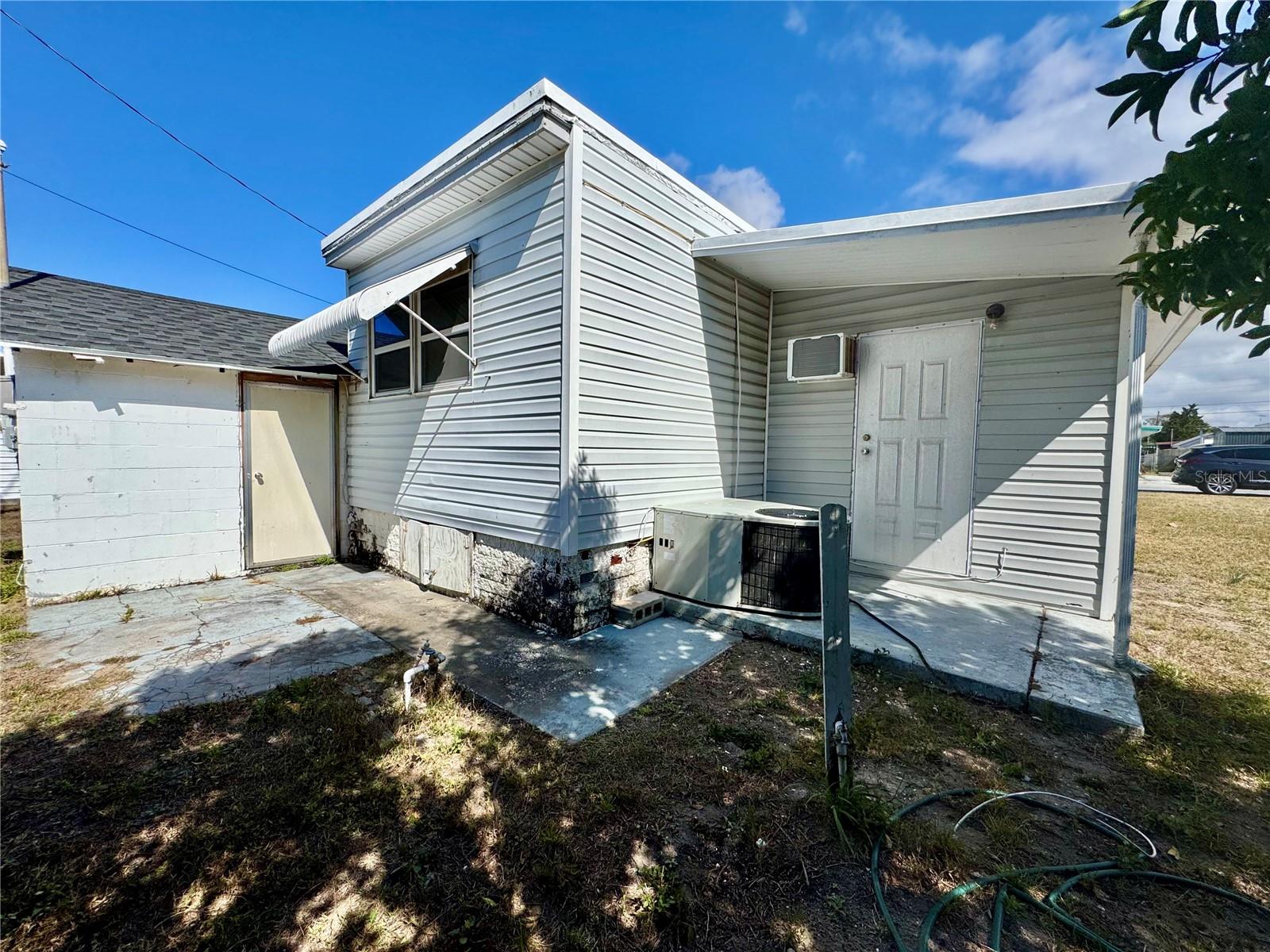 Image 29 of 33 For 1919 Pleasure Drive