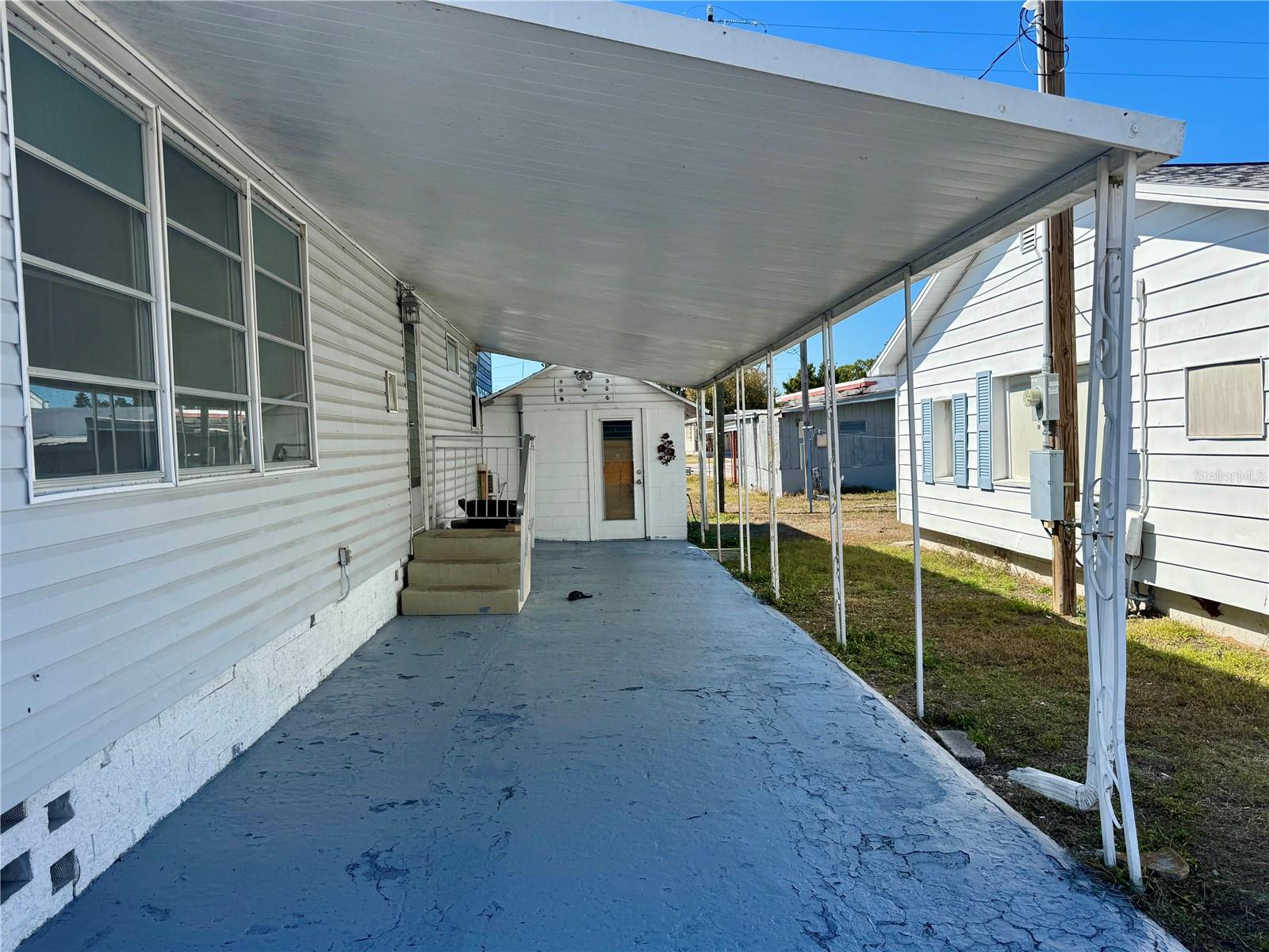 Image 3 of 33 For 1919 Pleasure Drive