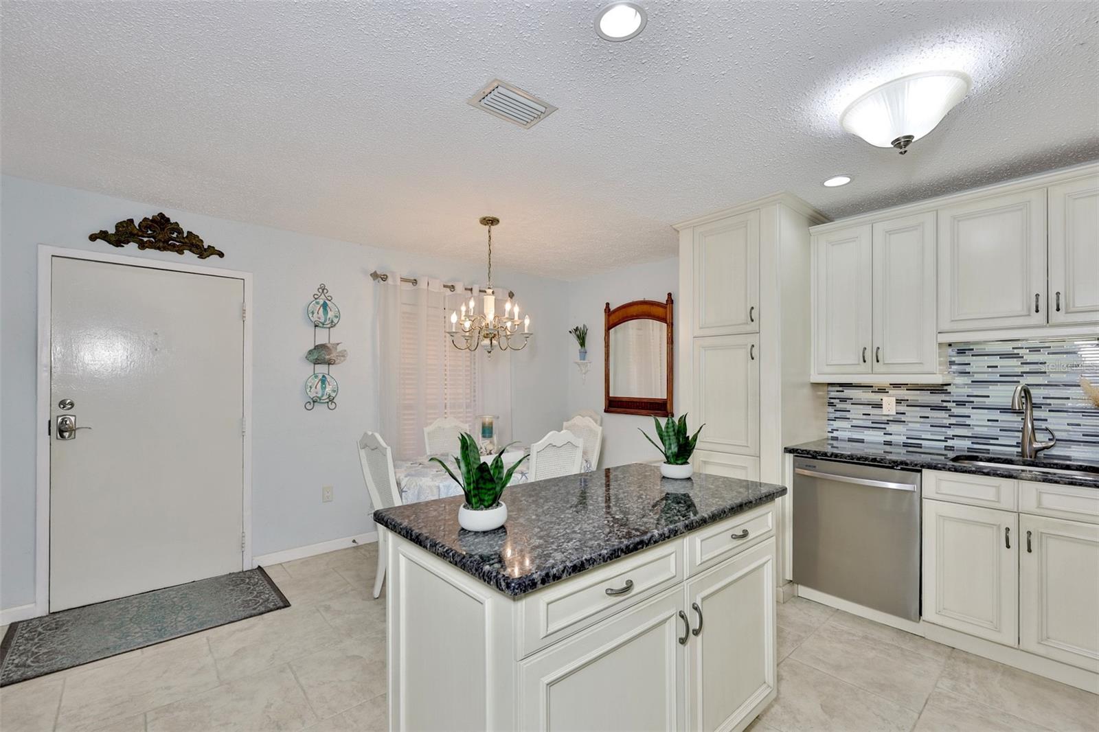 Image 16 of 48 For 8911 Blind Pass Road 306