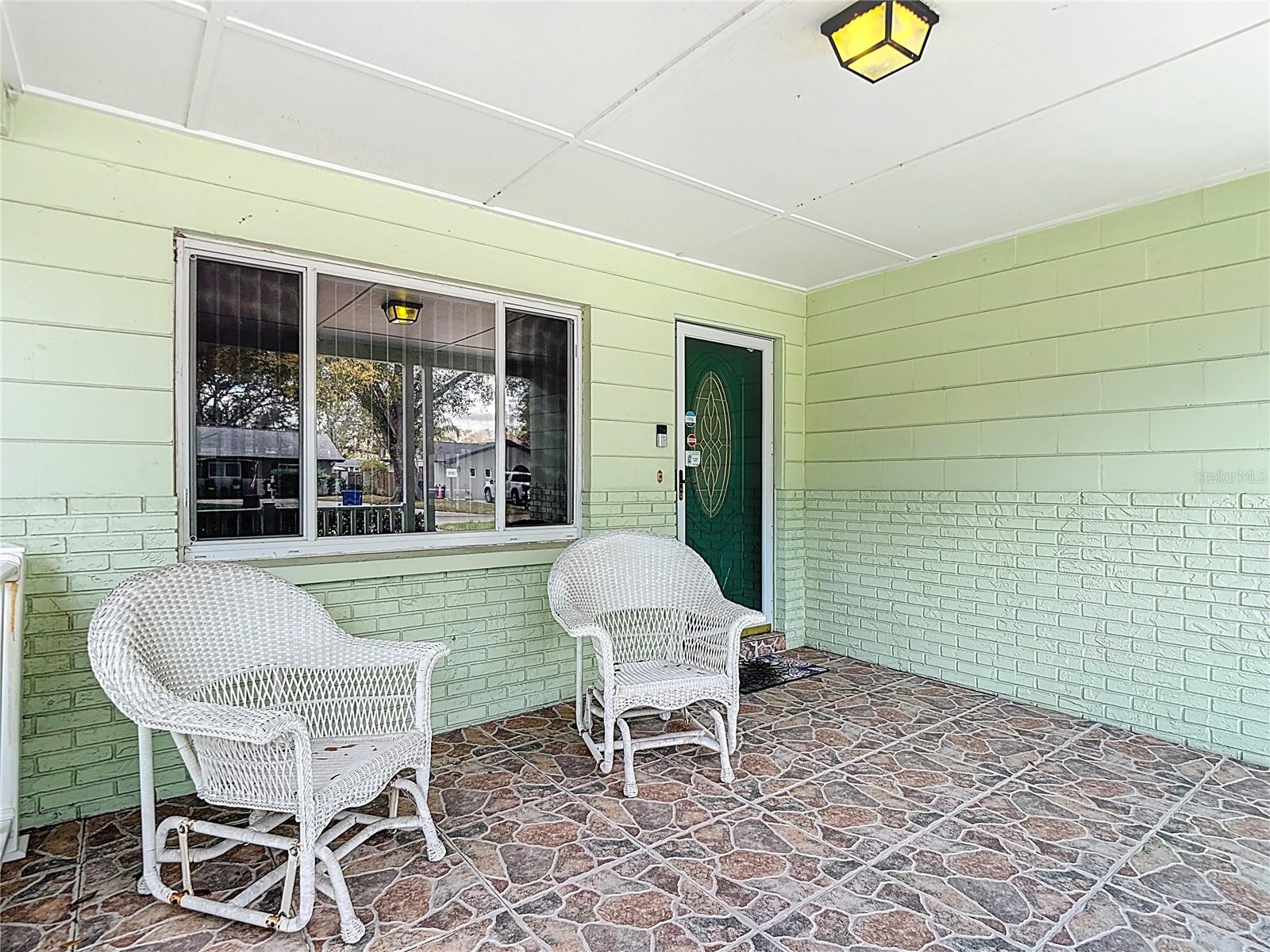 Image 11 of 31 For 11328 Oakleaf Avenue