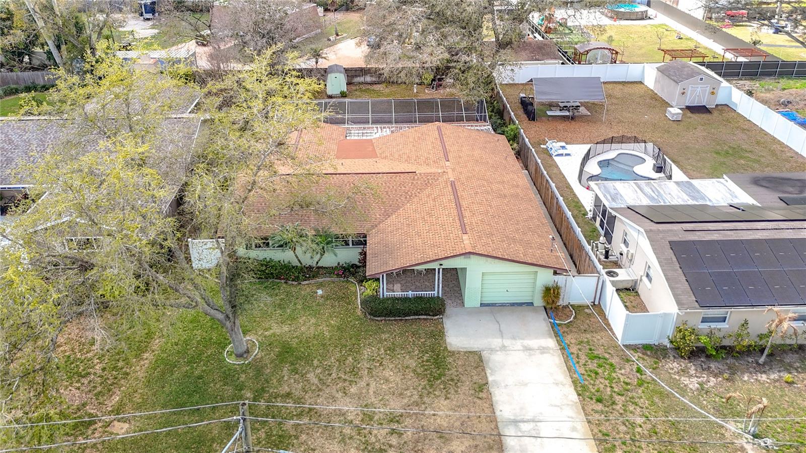 Image 3 of 31 For 11328 Oakleaf Avenue