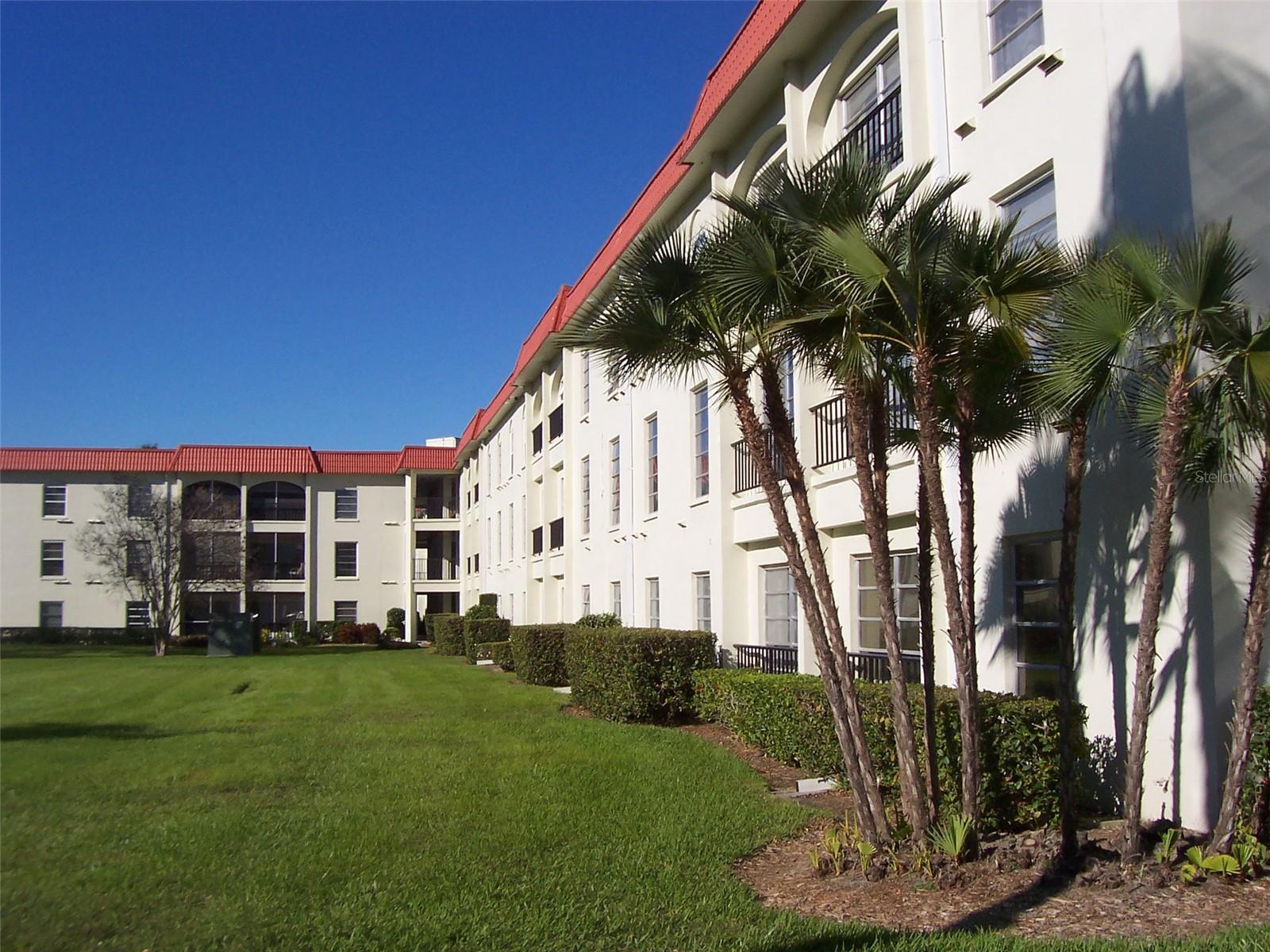 Image 24 of 38 For 2700 Bayshore Boulevard 3103