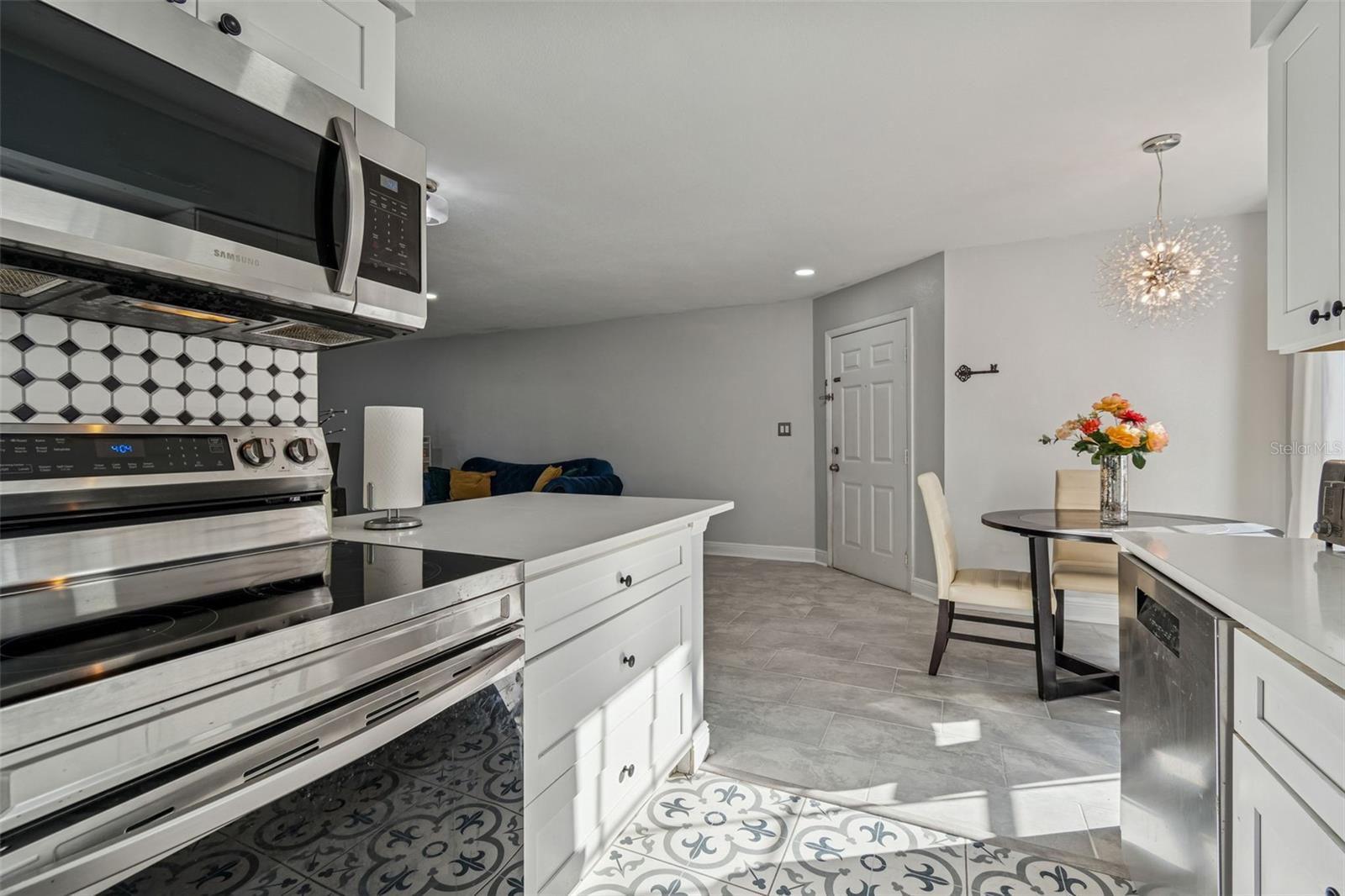 Image 12 of 48 For 8742 Mallard Reserve Drive 105