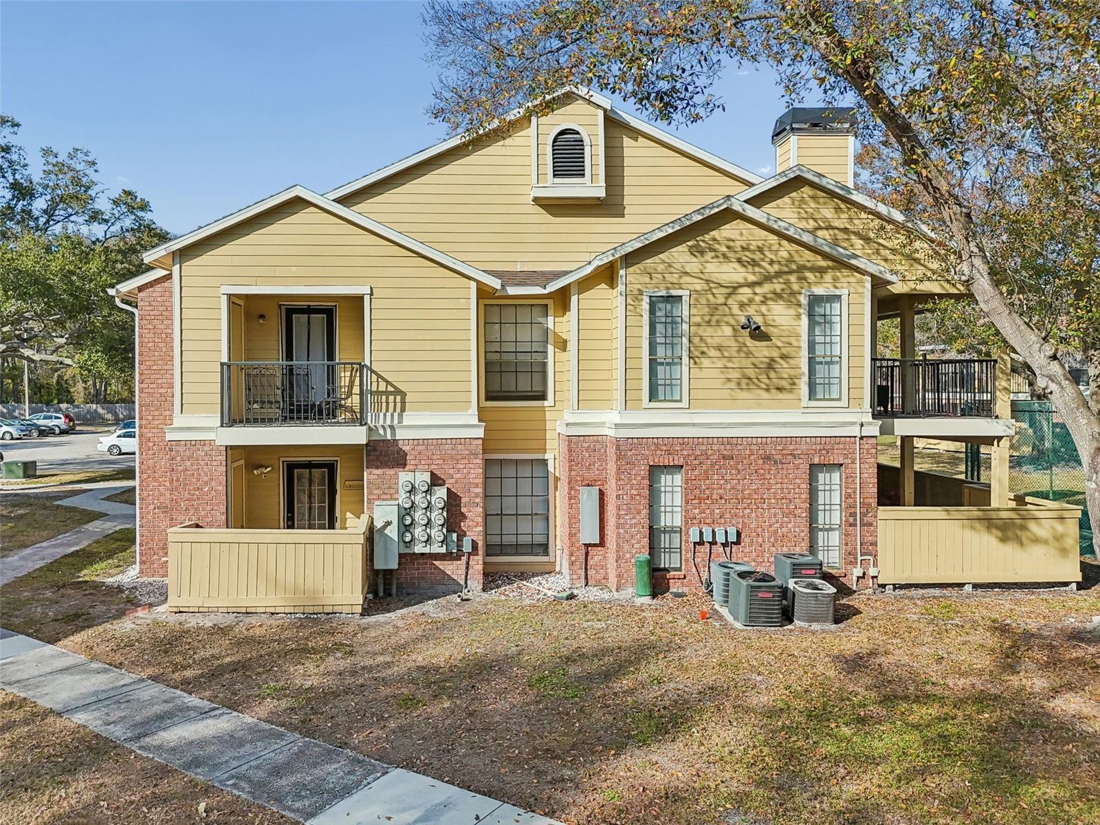 Image 43 of 48 For 8742 Mallard Reserve Drive 105