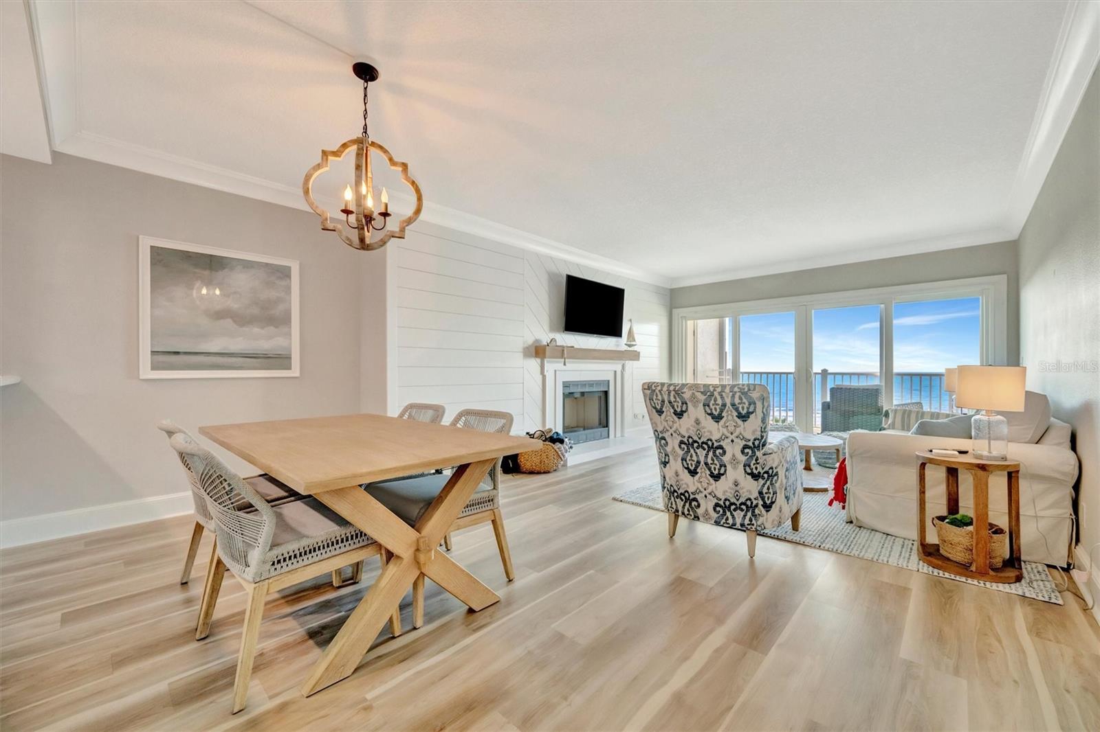 Image 14 of 73 For 1582 Gulf Boulevard 1507