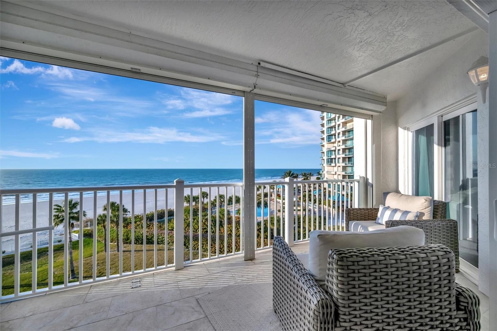 Image 21 of 73 For 1582 Gulf Boulevard 1507
