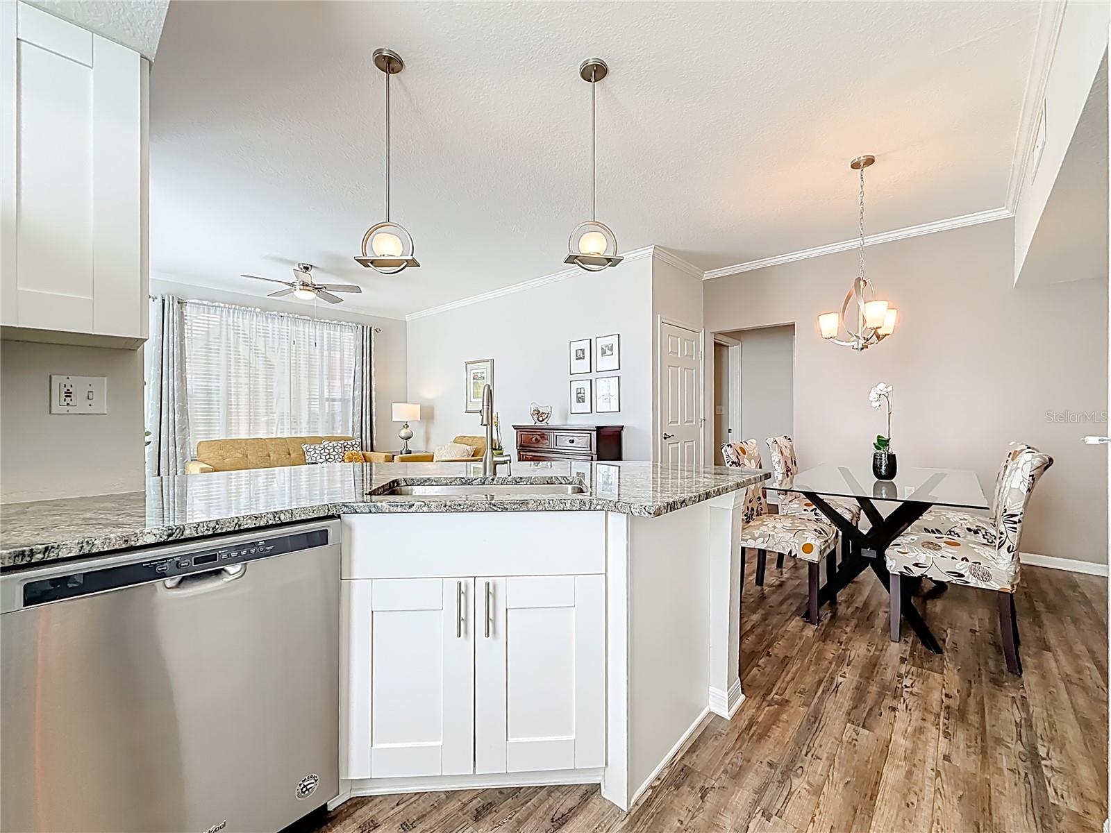 Image 14 of 77 For 9068 Lake Chase Island Way 9068