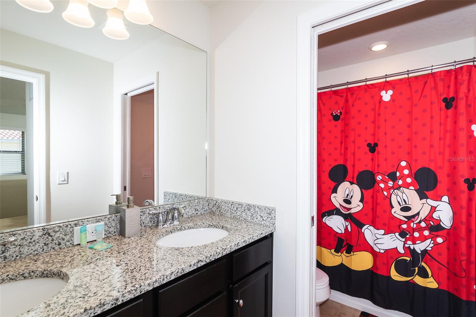 Listing photo id 22 for 4662 Terrasonesta Drive