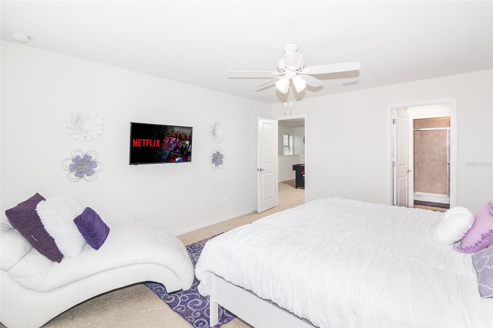 Listing photo id 23 for 4662 Terrasonesta Drive