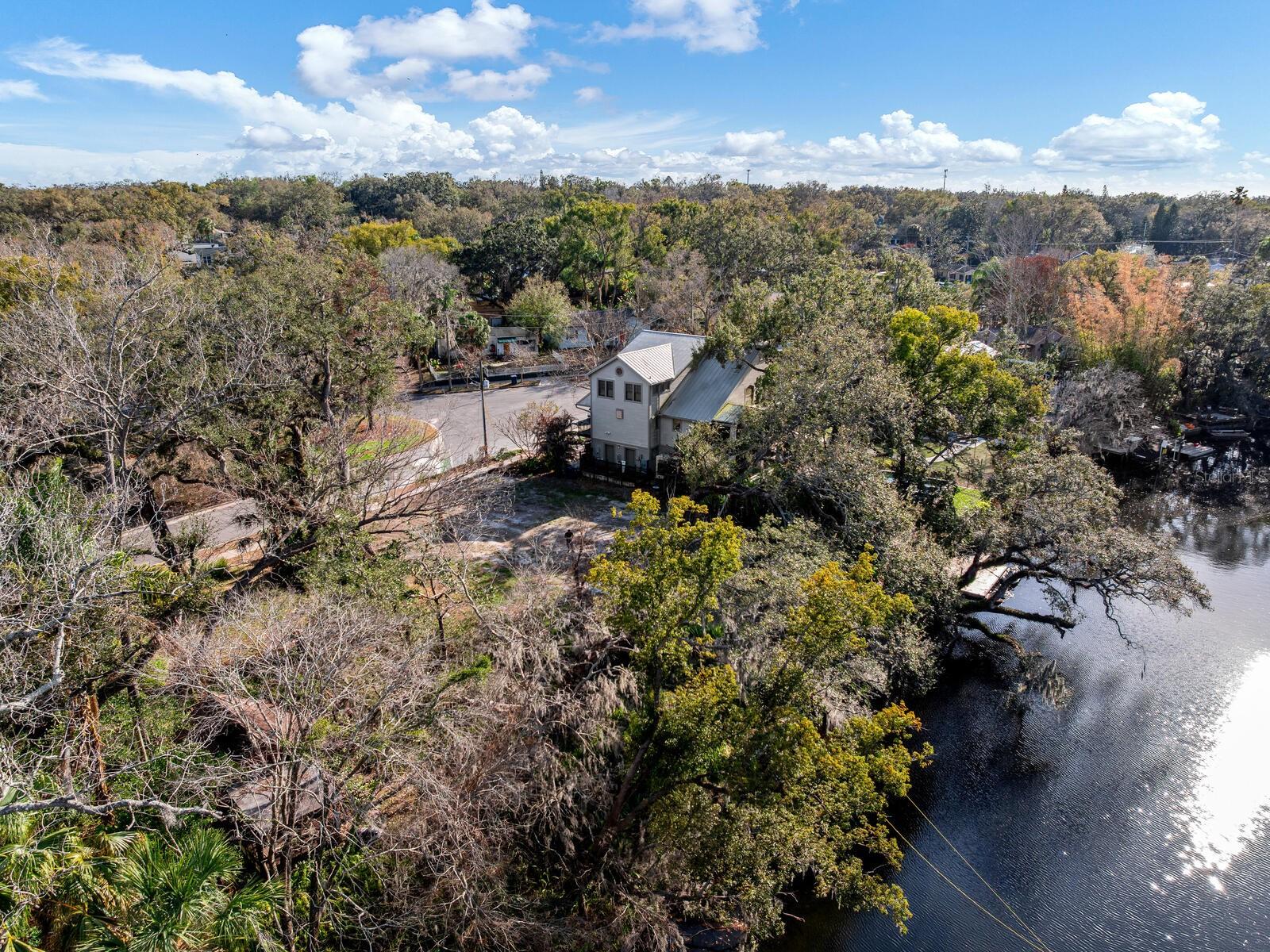 Image 34 of 52 For 1214 Park Circle