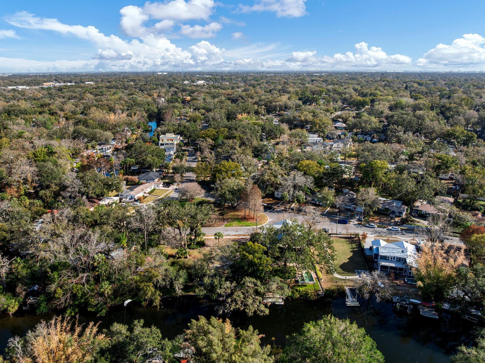 Image 37 of 52 For 1214 Park Circle