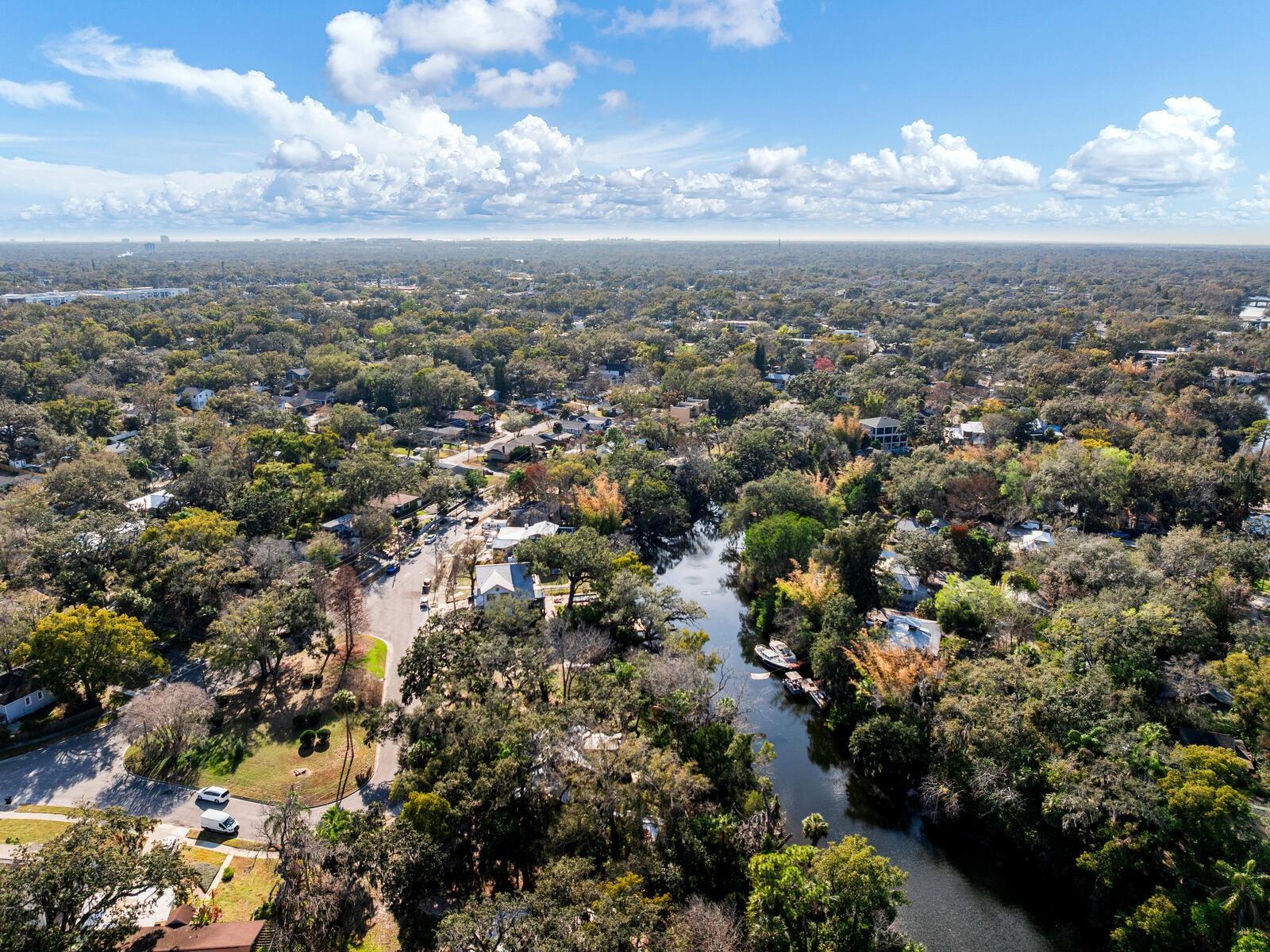 Image 51 of 52 For 1214 Park Circle