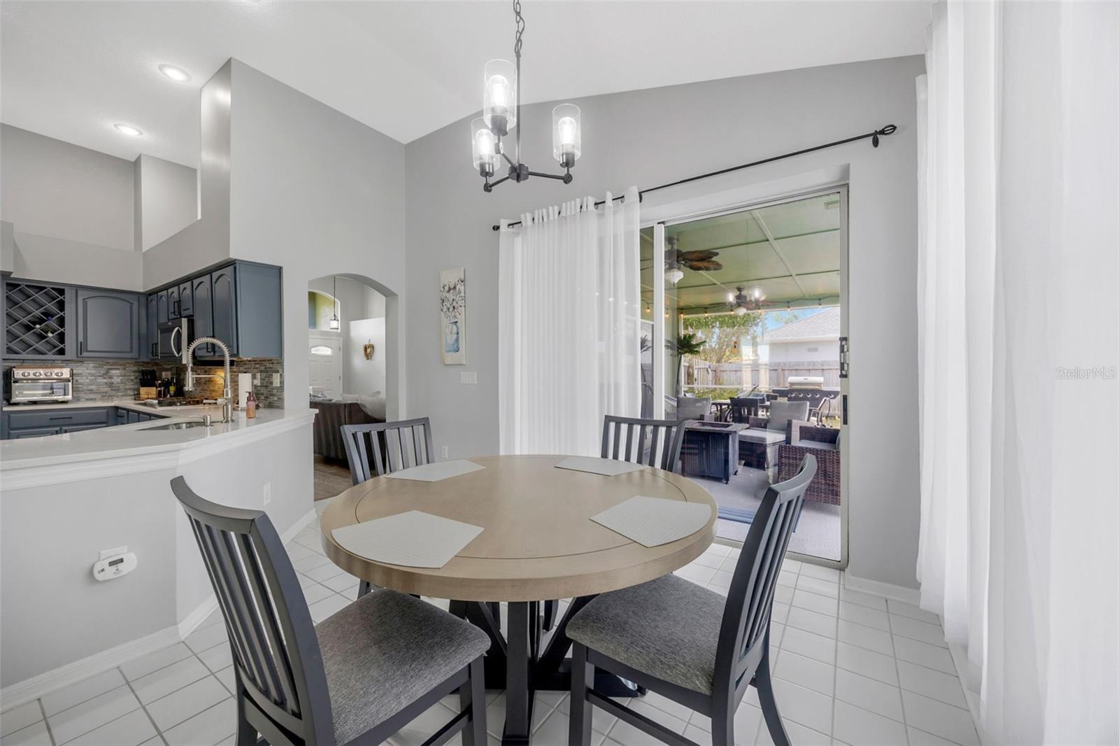 Listing photo id 17 for 28703 Crooked Stick Court