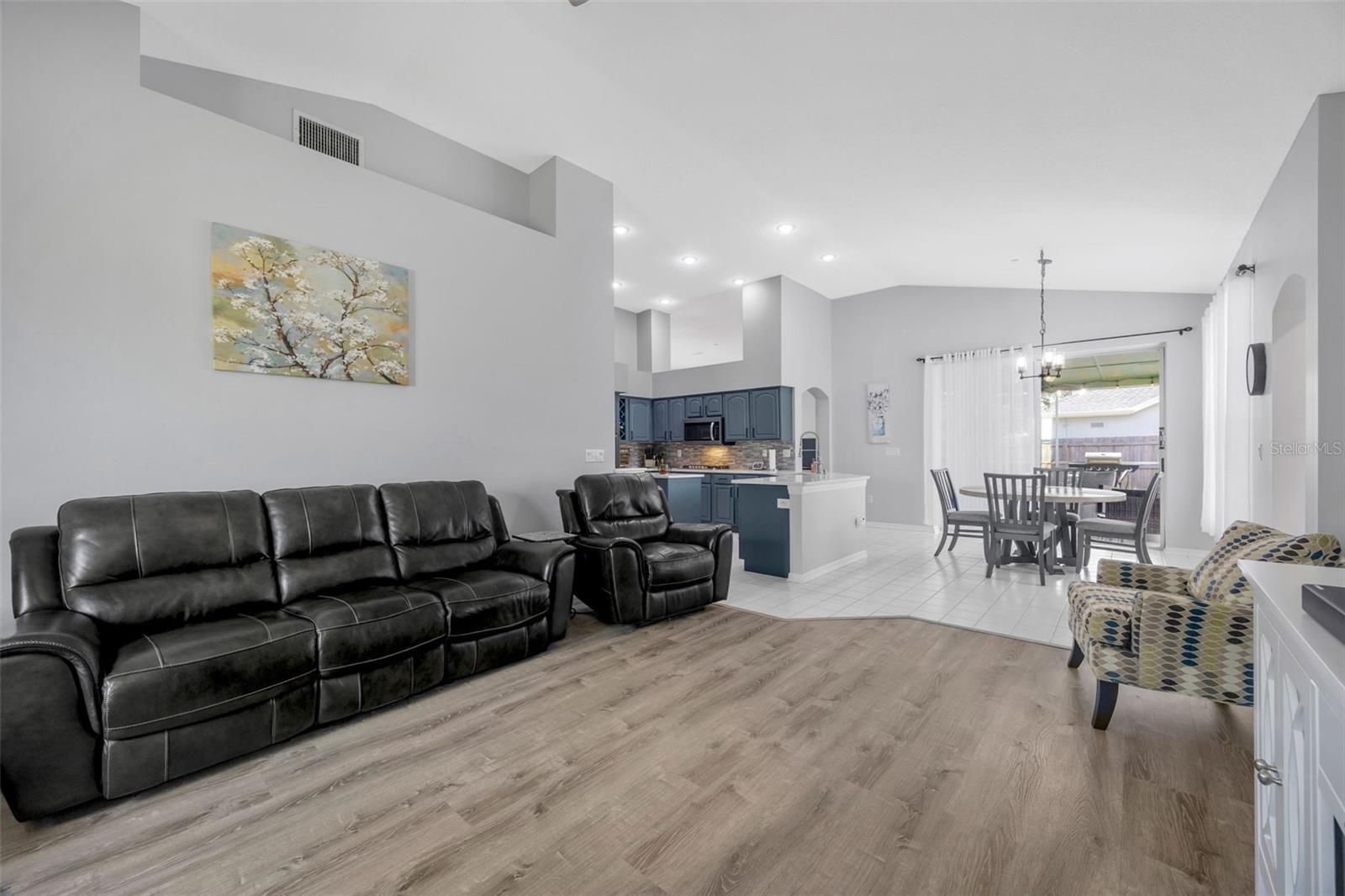 Listing photo id 23 for 28703 Crooked Stick Court