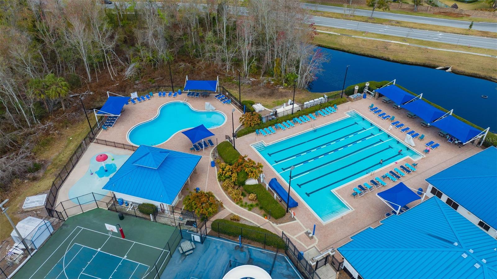 Listing photo id 68 for 28703 Crooked Stick Court