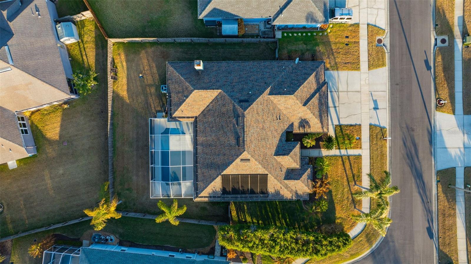 Listing photo id 77 for 28703 Crooked Stick Court