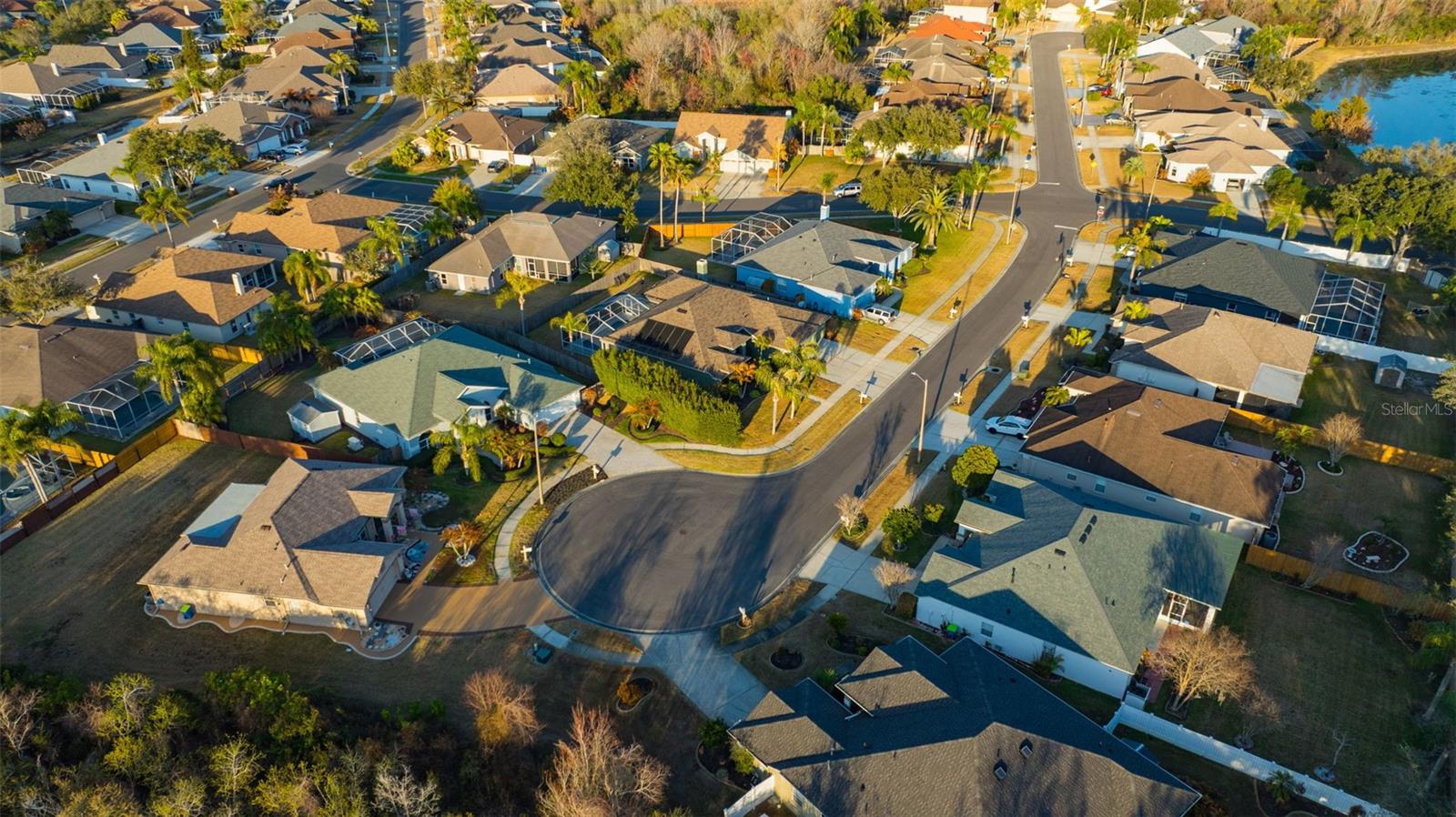 Listing photo id 79 for 28703 Crooked Stick Court