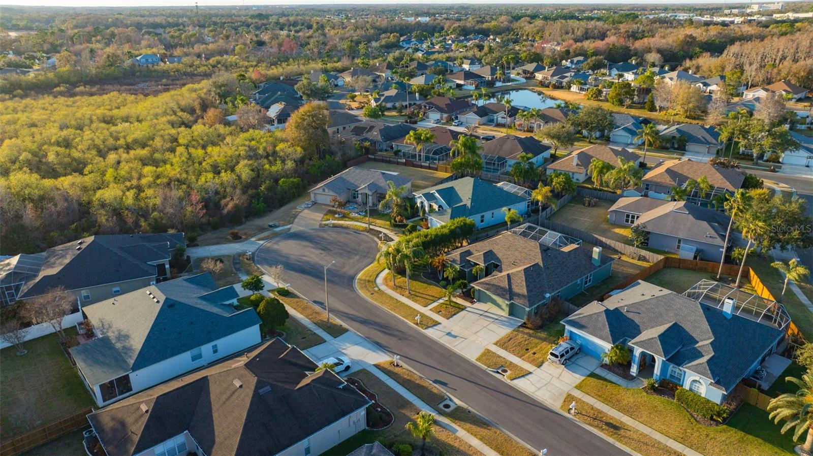 Listing photo id 82 for 28703 Crooked Stick Court