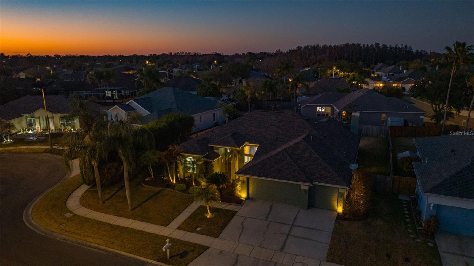 Listing photo id 83 for 28703 Crooked Stick Court