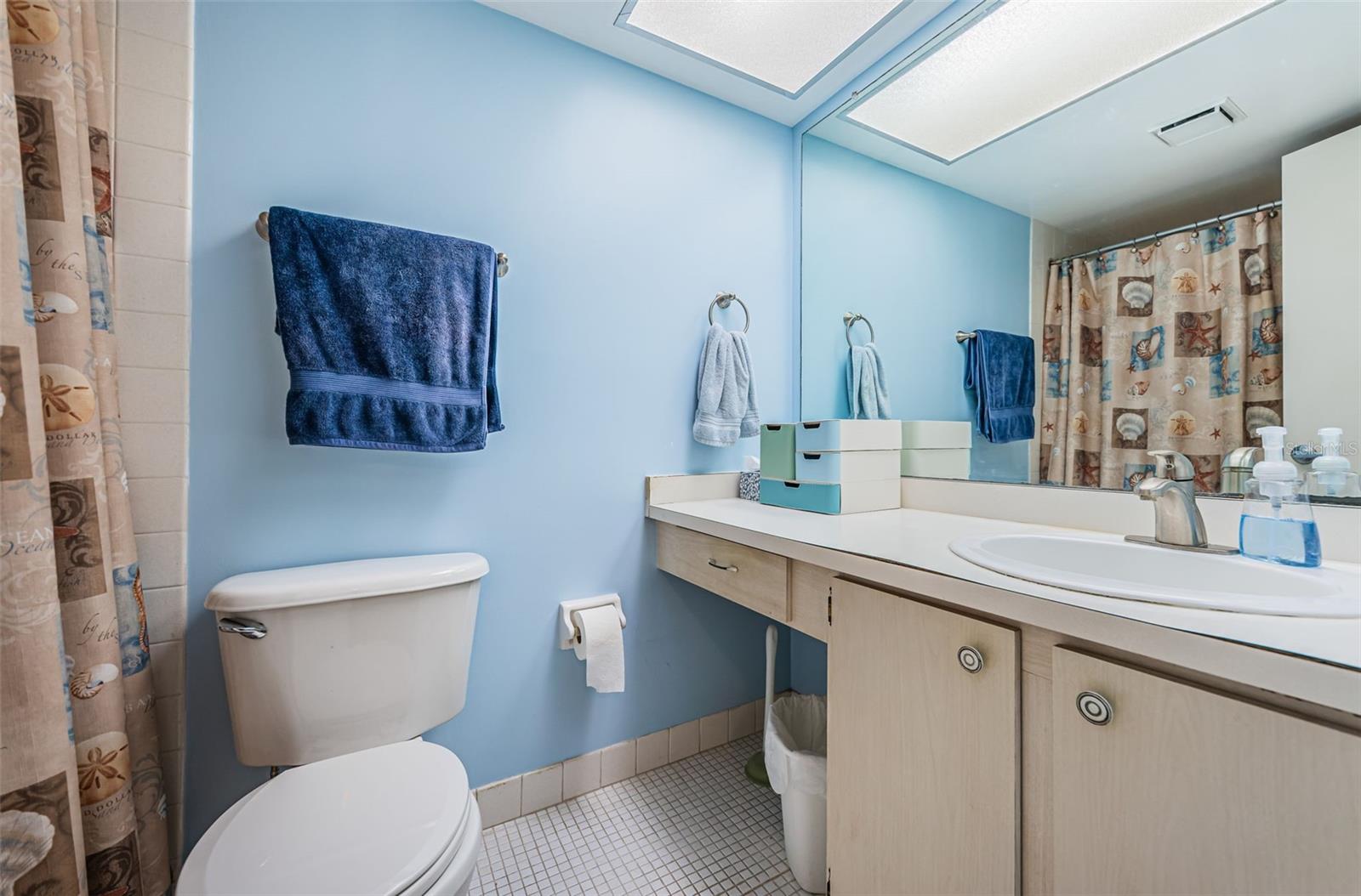 Image 23 of 41 For 4915 Bay Street Ne 126