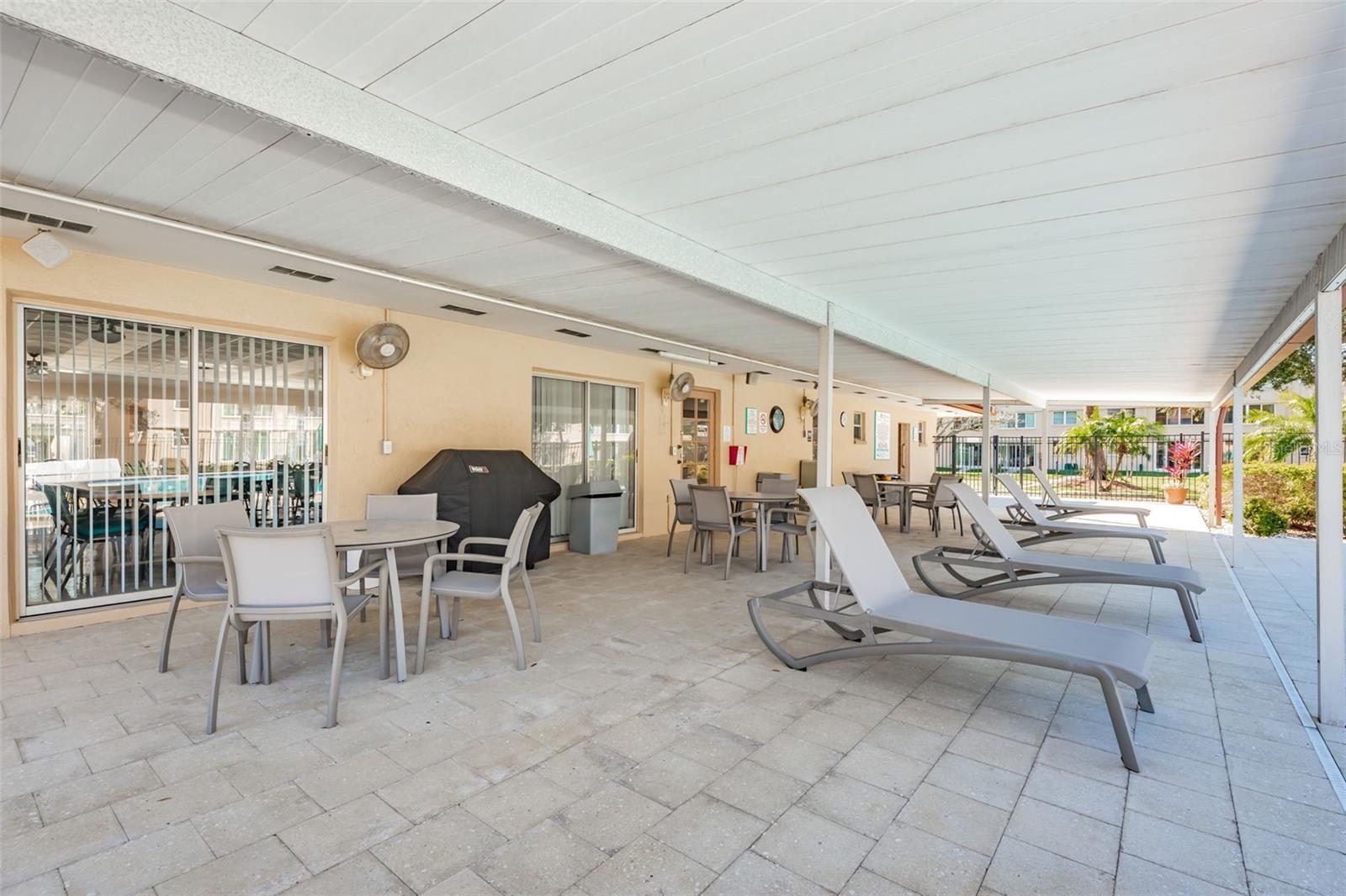 Image 32 of 41 For 4915 Bay Street Ne 126