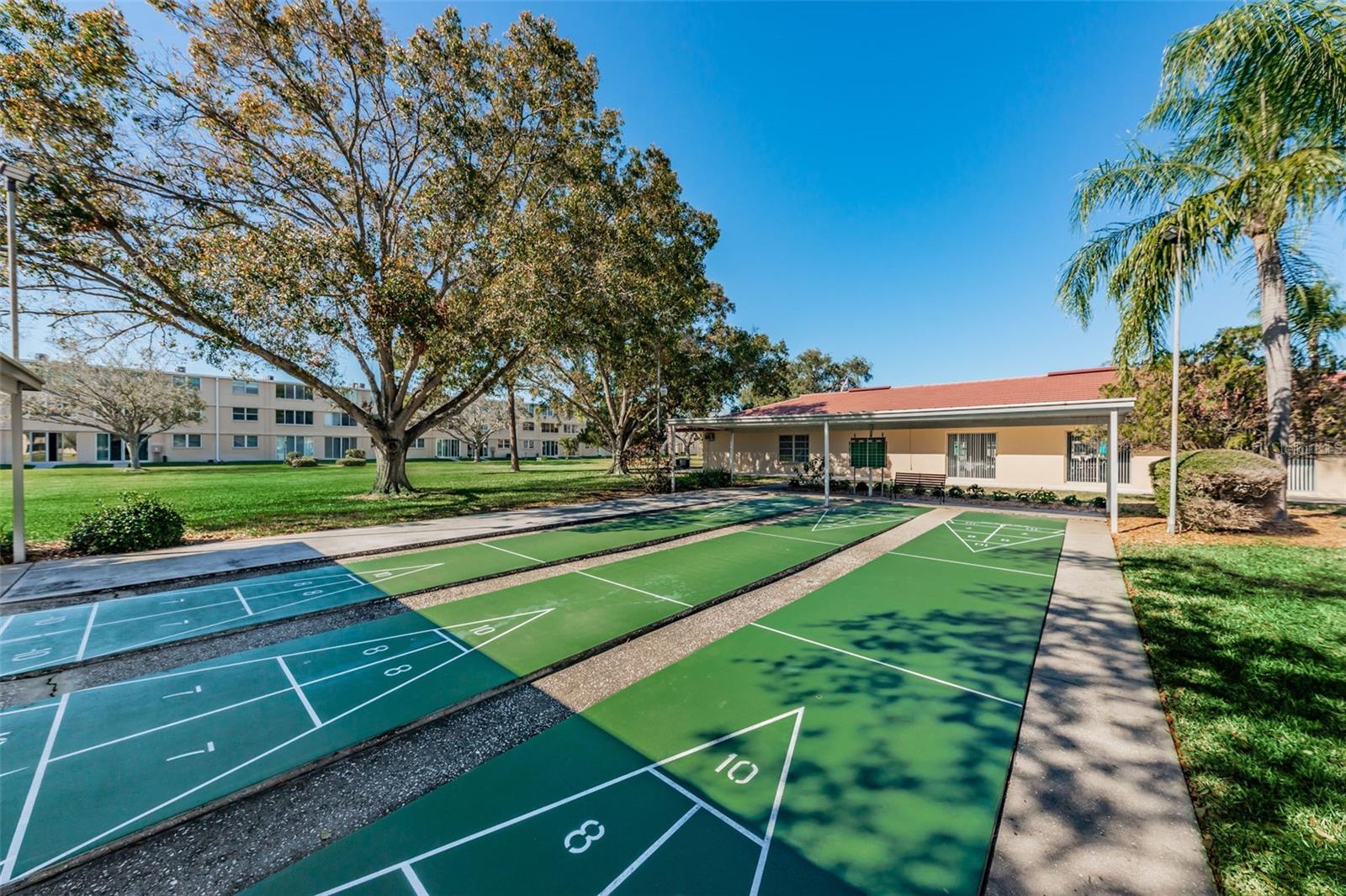 Image 36 of 41 For 4915 Bay Street Ne 126