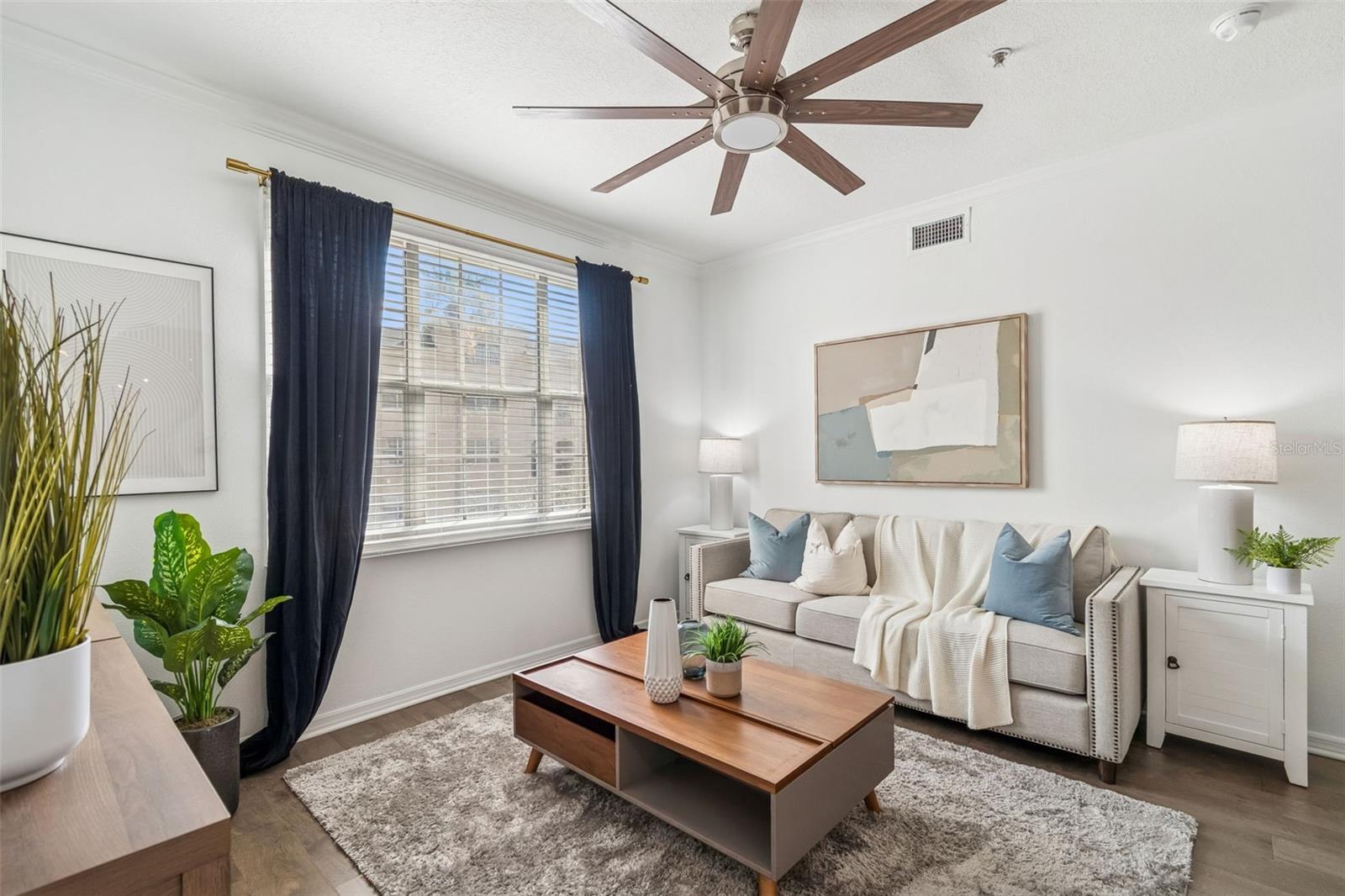 Image 10 of 47 For 501 Knights Run Avenue 2206