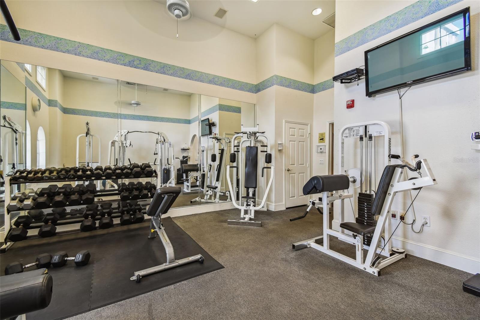 Image 33 of 47 For 501 Knights Run Avenue 2206