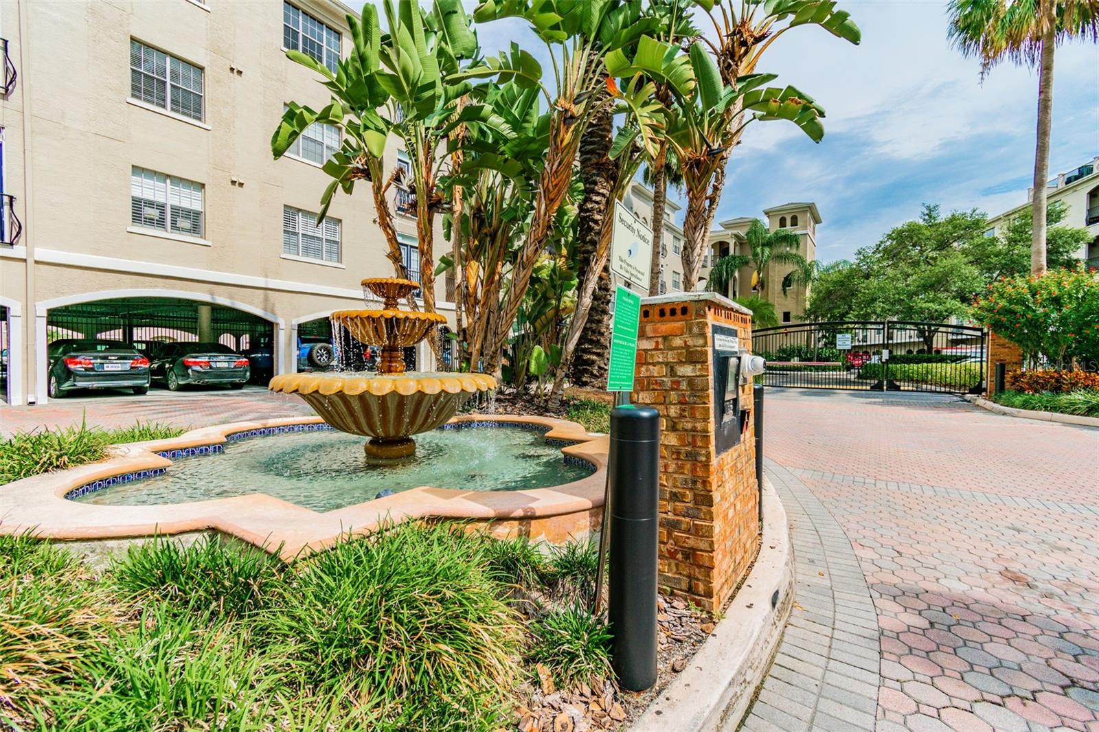 Image 38 of 47 For 501 Knights Run Avenue 2206