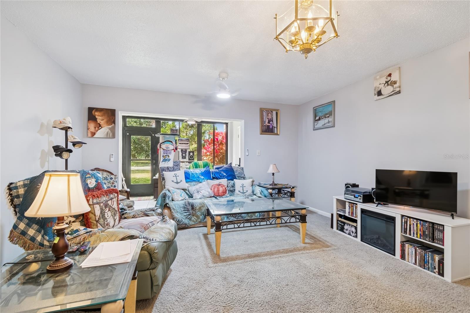 Image 10 of 43 For 2679 Sabal Springs Circle 102