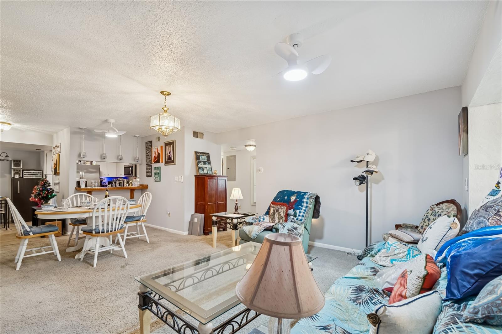 Image 12 of 43 For 2679 Sabal Springs Circle 102