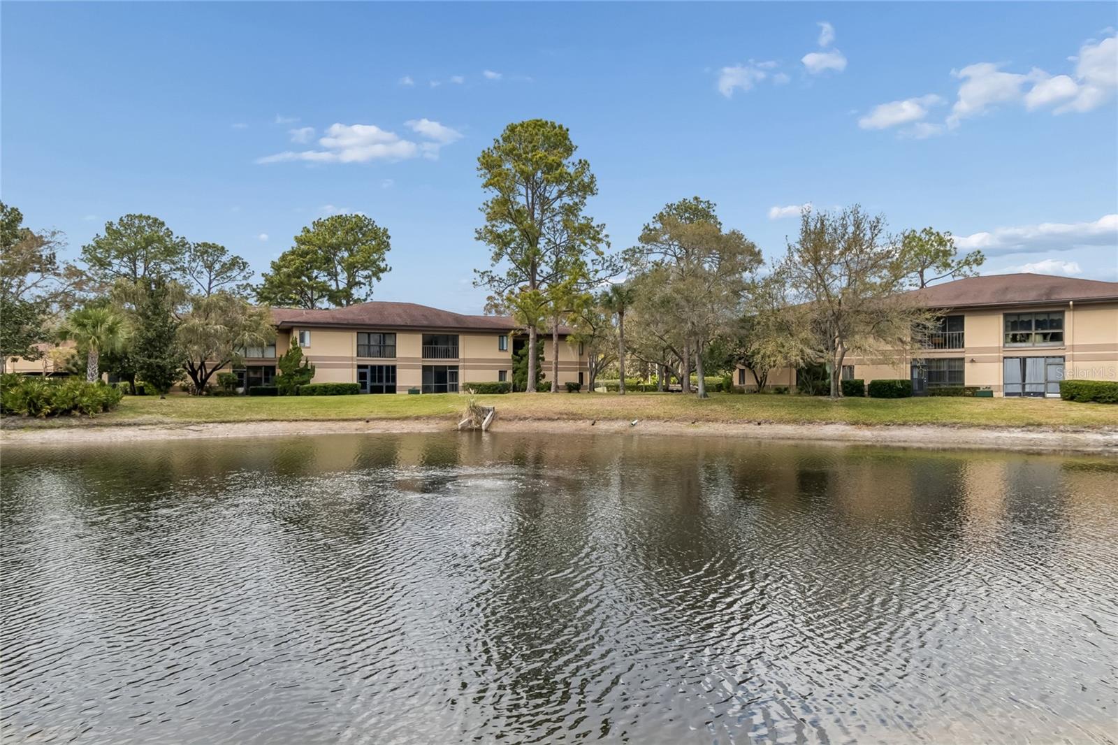 Image 25 of 43 For 2679 Sabal Springs Circle 102
