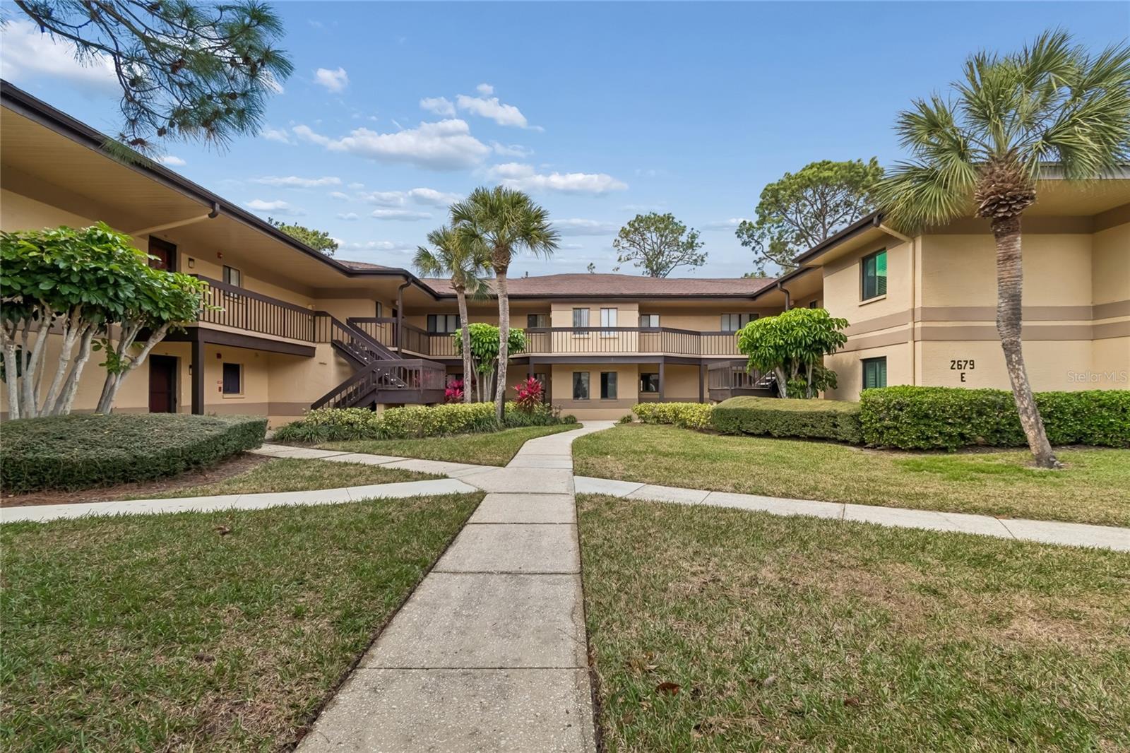 Image 31 of 43 For 2679 Sabal Springs Circle 102