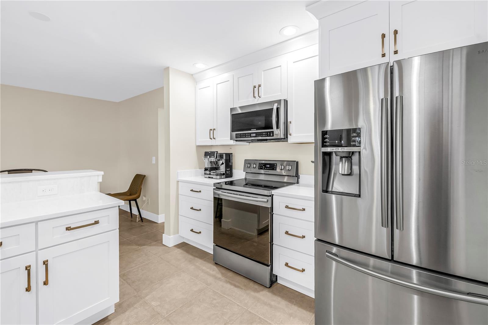 Image 14 of 41 For 4000 14th Street Ne