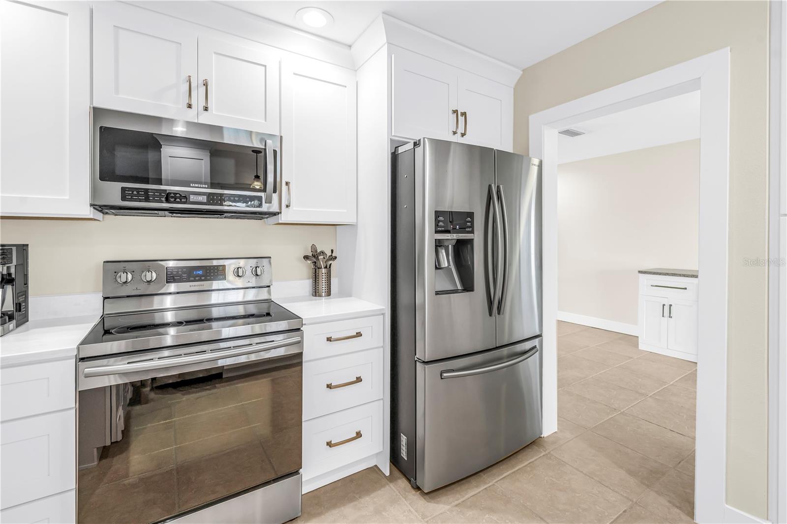 Image 15 of 41 For 4000 14th Street Ne