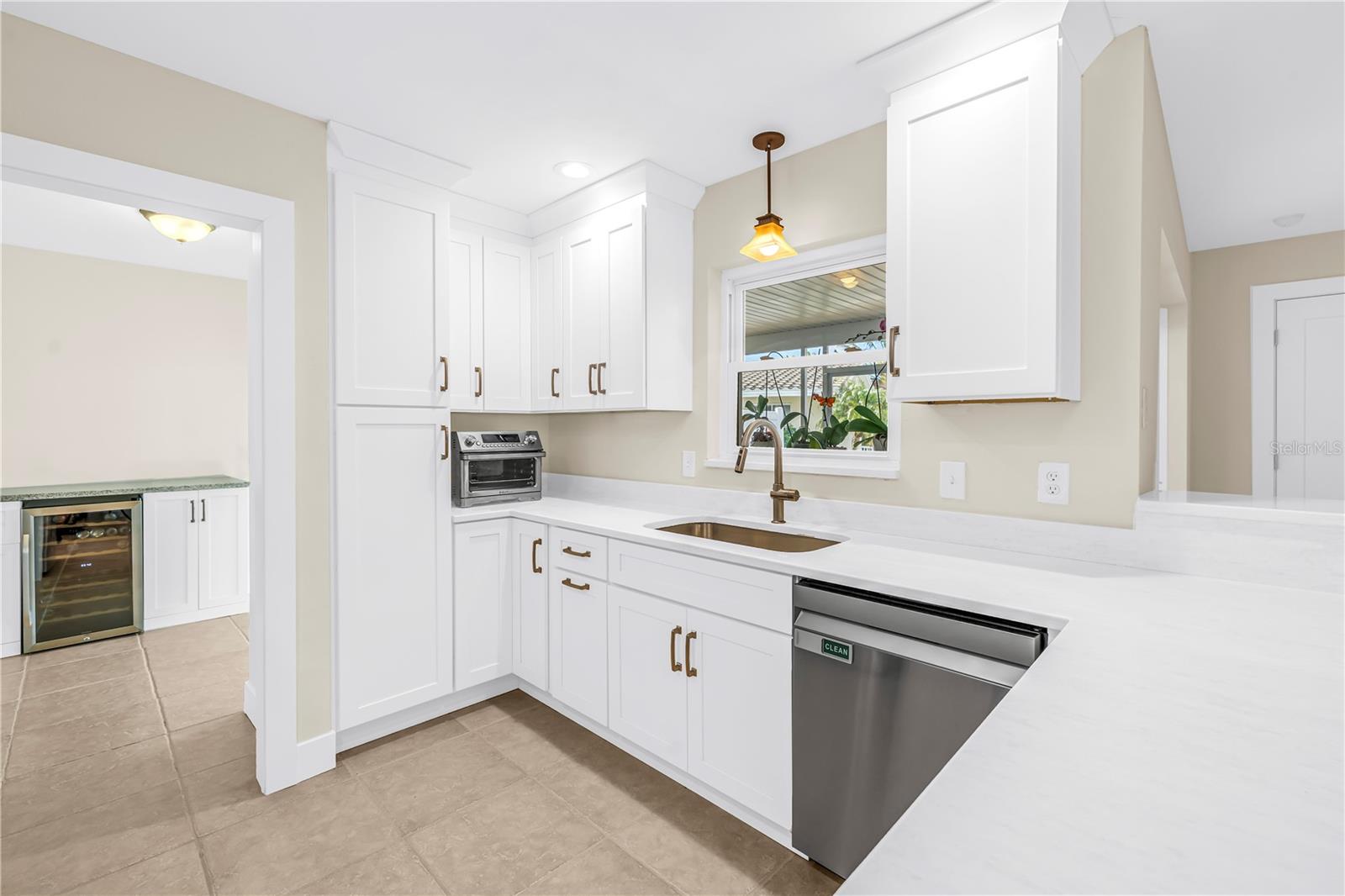 Image 16 of 41 For 4000 14th Street Ne