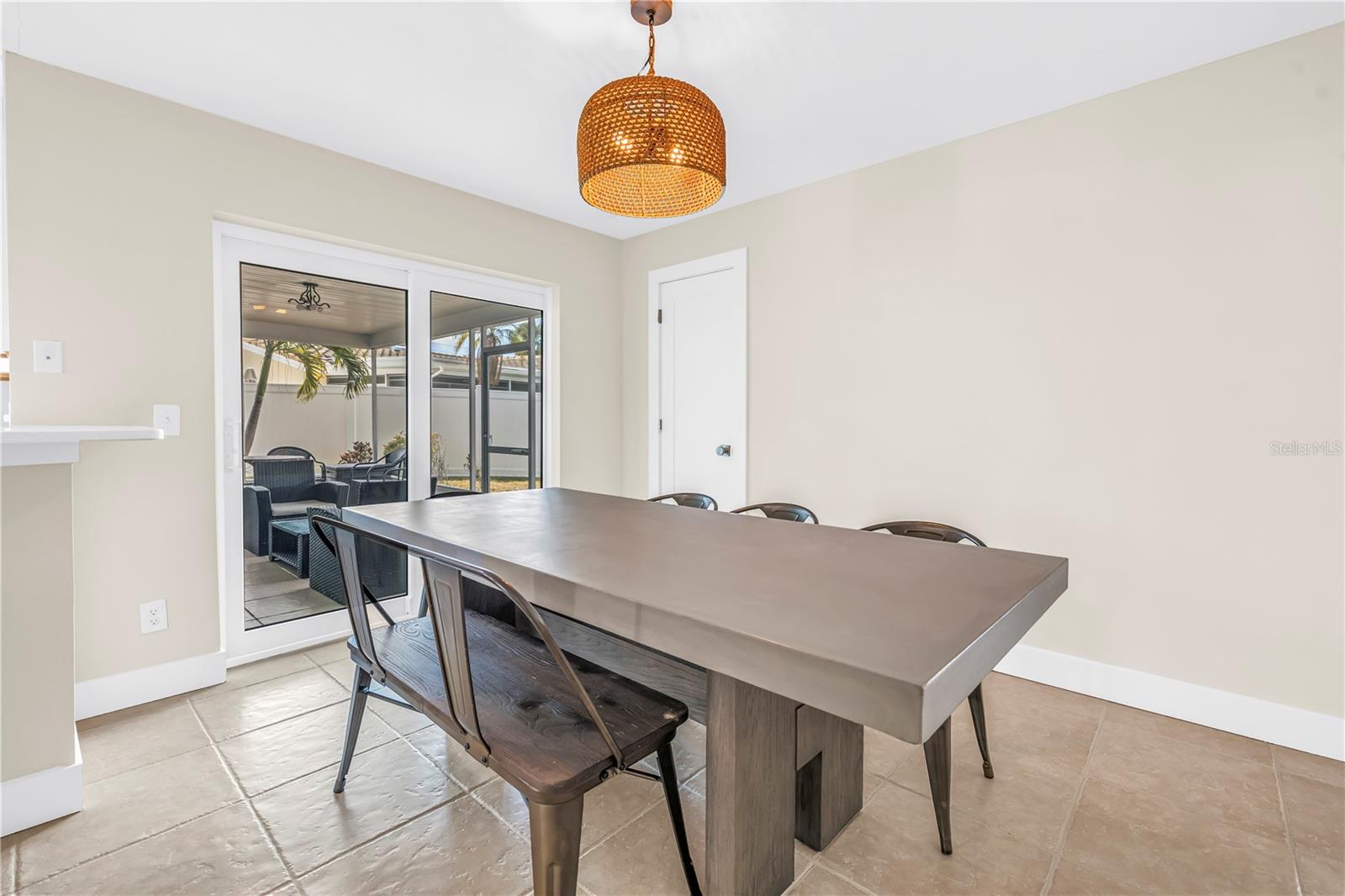 Image 17 of 41 For 4000 14th Street Ne