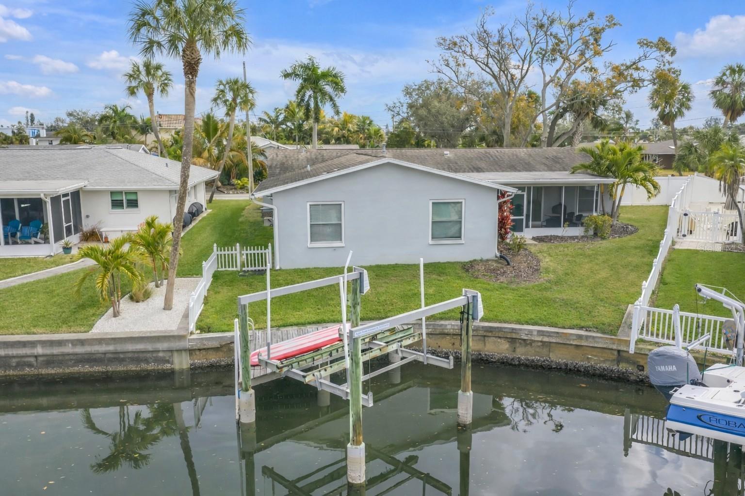 Image 2 of 41 For 4000 14th Street Ne