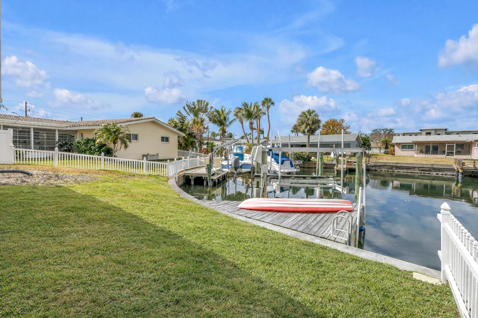 Image 37 of 41 For 4000 14th Street Ne