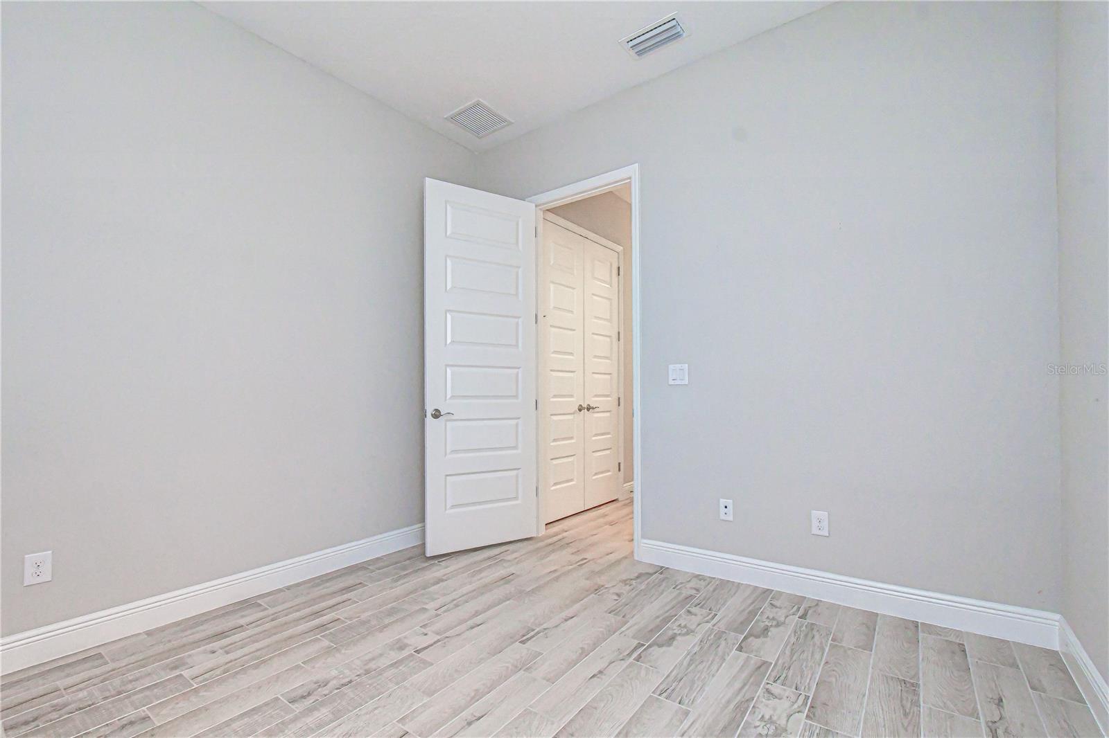 Image 21 of 29 For 11339 Hawks Fern Drive