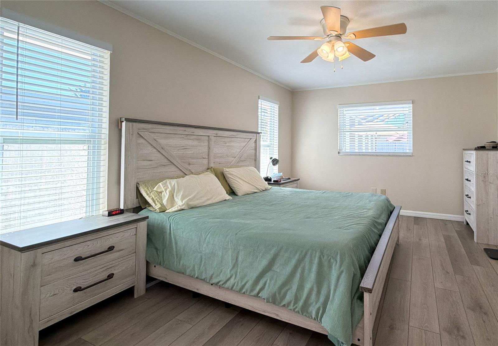 Image 16 of 42 For 108 14th Street