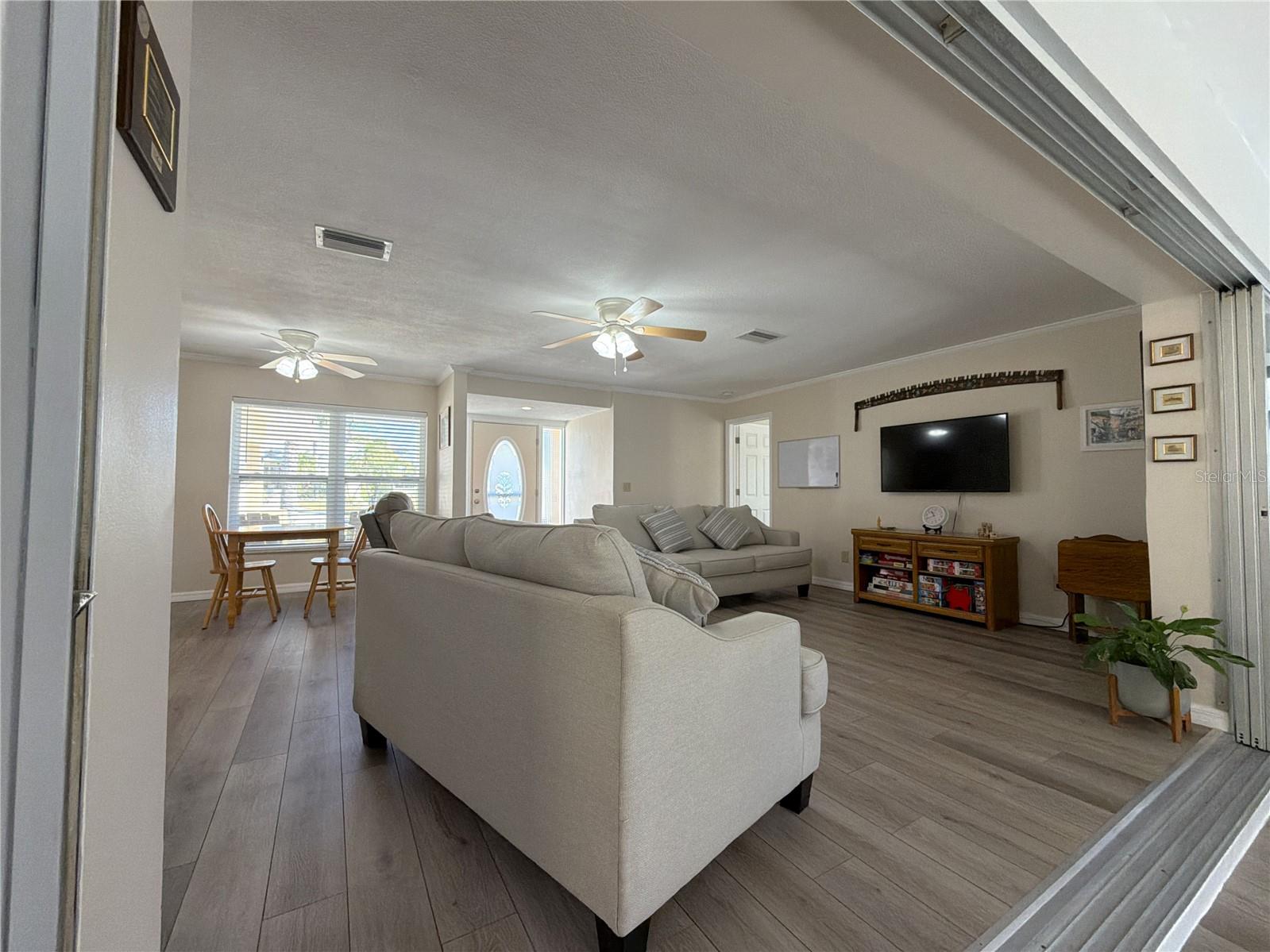 Image 22 of 42 For 108 14th Street