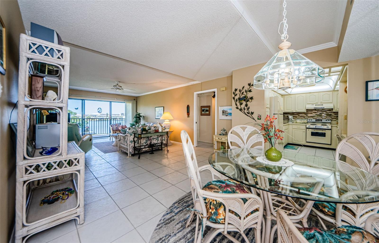 Image 6 of 40 For 2700 Bayshore Boulevard 11309