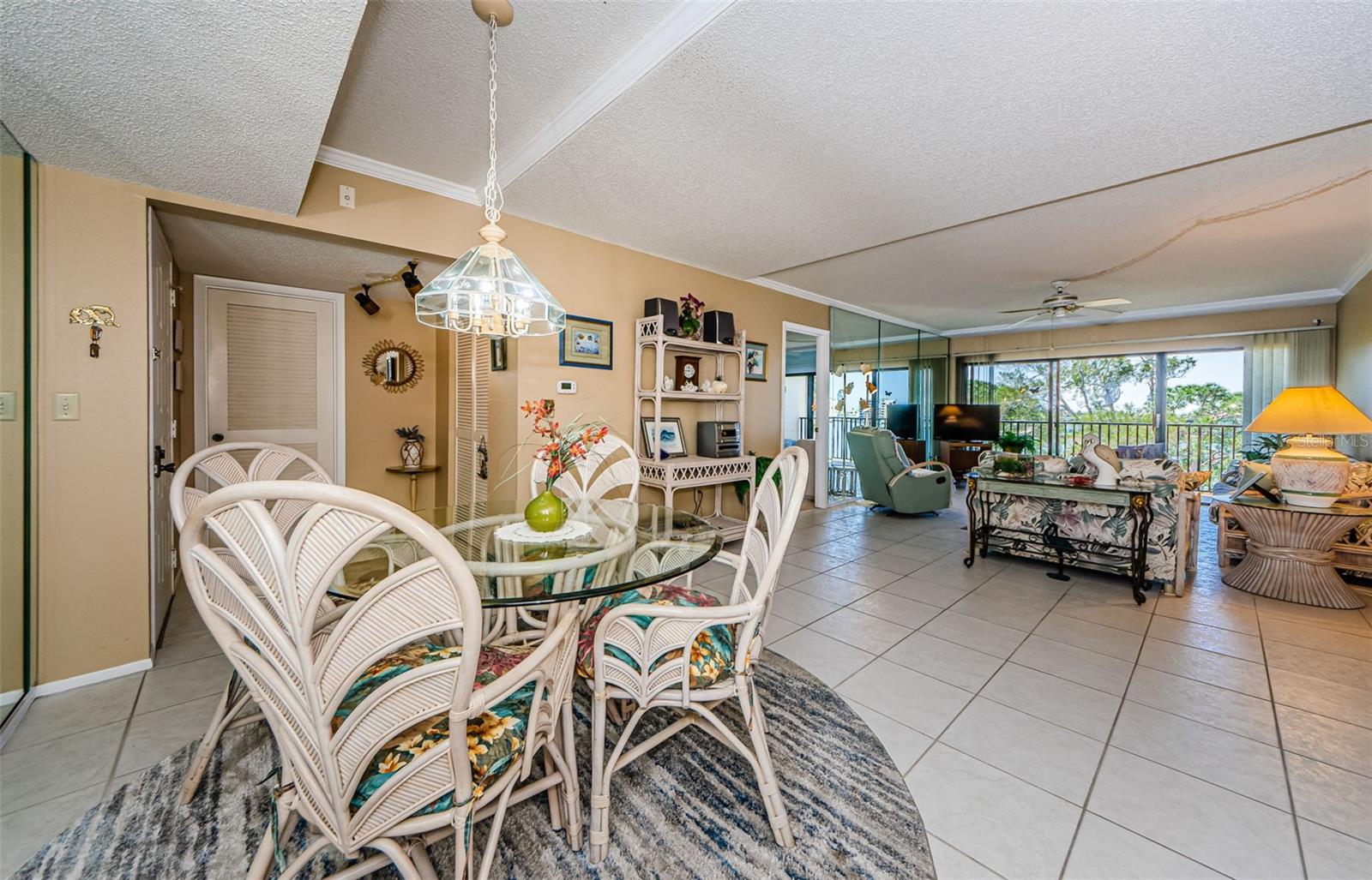 Image 7 of 40 For 2700 Bayshore Boulevard 11309