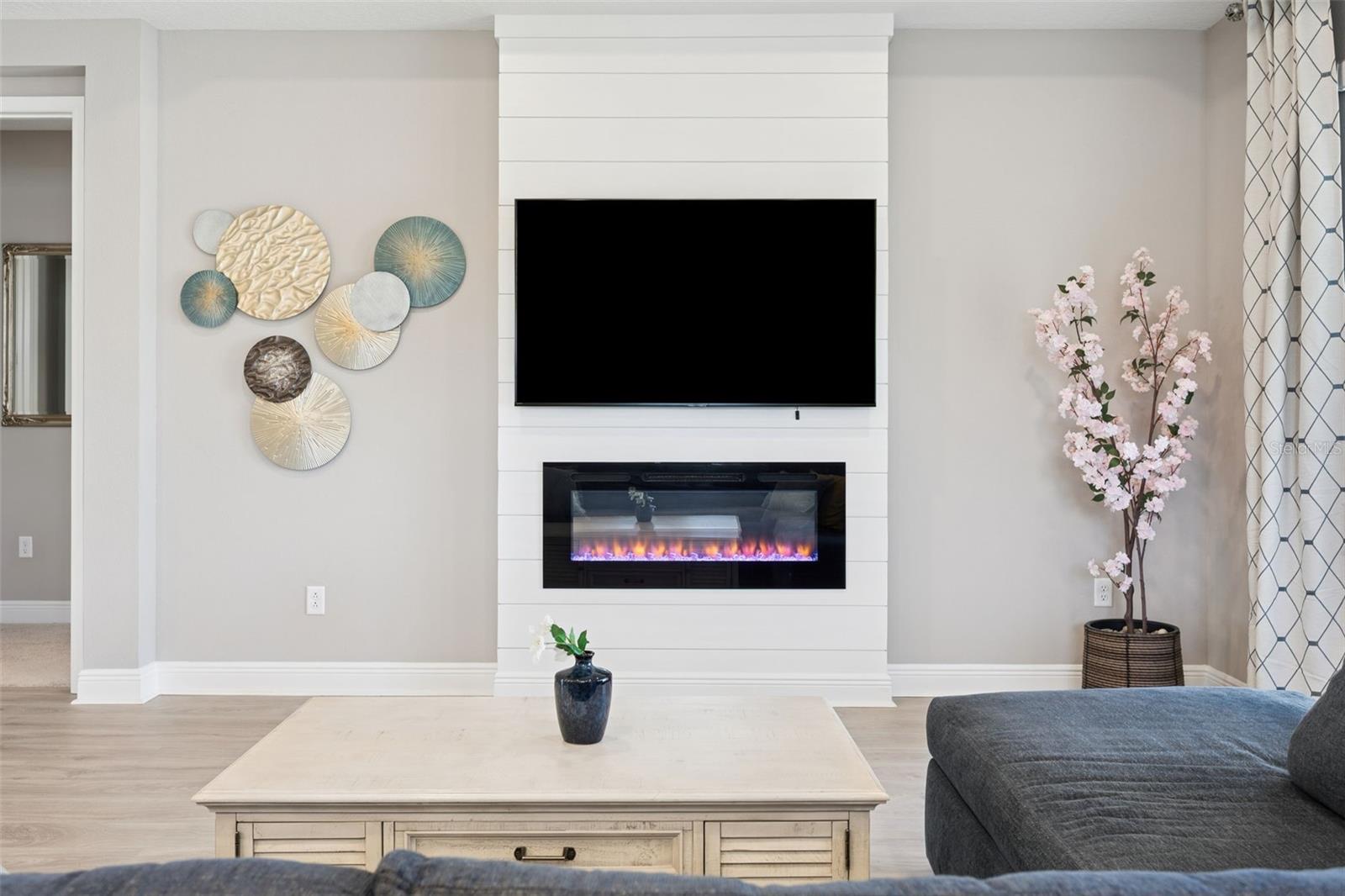 Listing photo id 19 for 33287 Sycamore Leaf Drive